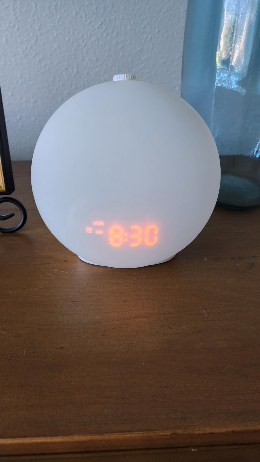 JALL Sunrise Alarm Clock White Noise Machine with 25 Nature Sleep Sounds, Fully Dimmable Clock for Bedrooms, Heavy Sleepers, 17 Light Modes, Bluetooth Speaker customer photo 2