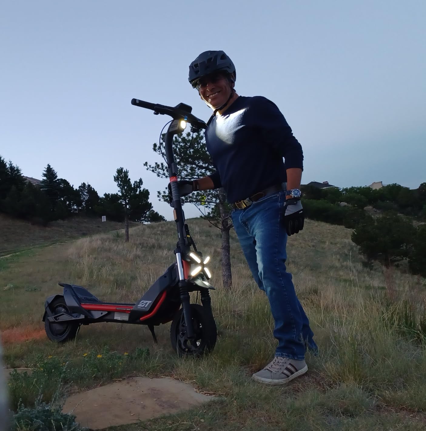 Segway ZT3 Pro Electric Scooter, Up to 24.9 MPH, 43.5-Mile Range, Dual Suspension, Flash Charge, 1600W Peak Motor customer photo 1
