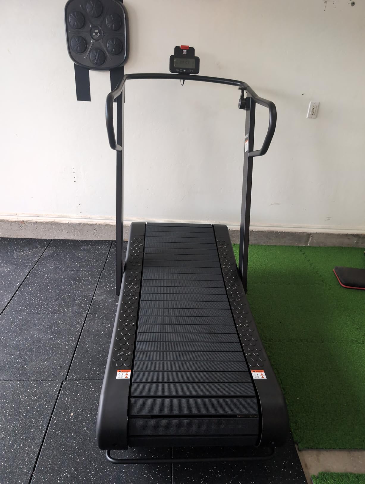 Sunny Health & Fitness Smart Curved Treadmill Ergonomic and No Speed Limit | Commercial Grade, Adjustable Magnetic Assistance, Unlimited Speed, SunnyFit App Connectivity, 330LB Capacity customer photo 1