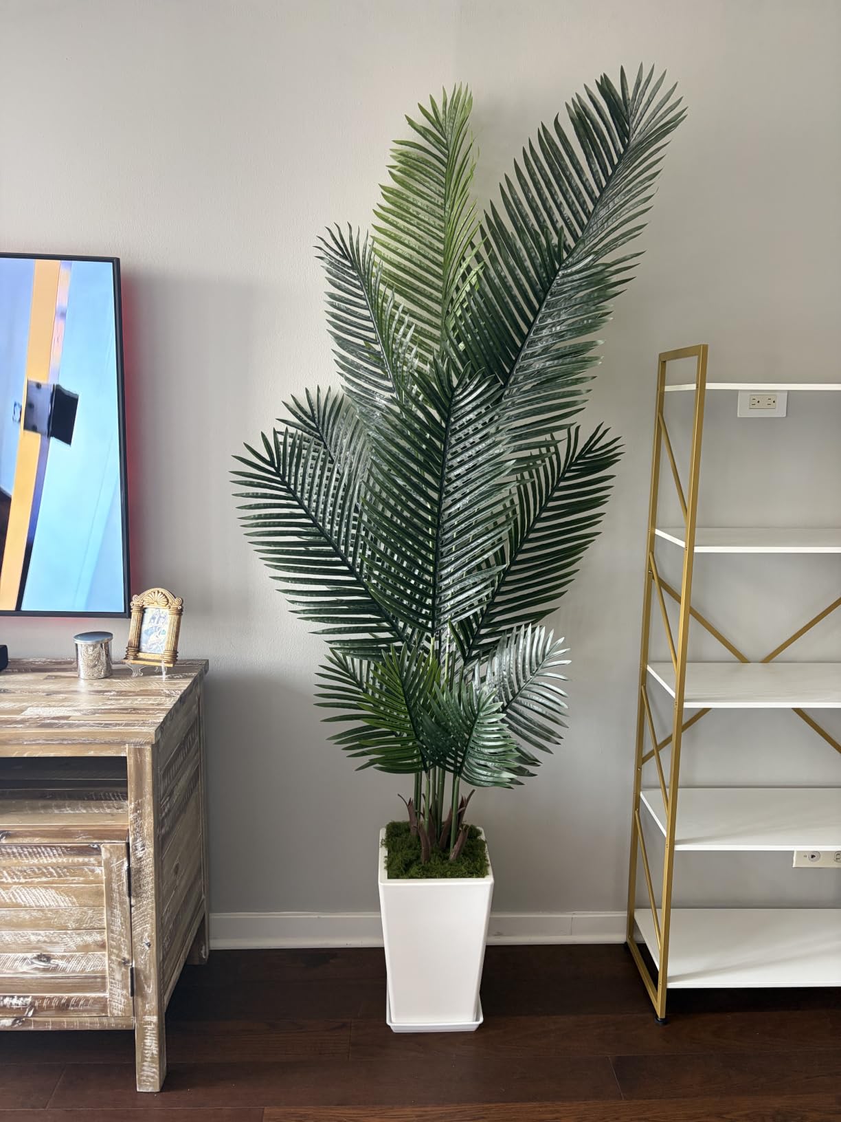 6FT Artificial Palm Tree, Tall Faux Palm Tree Indoor with Fake Plants Tall, Artificial Plants with Lifelike Leaves for Home Office Decor (White) customer photo 2