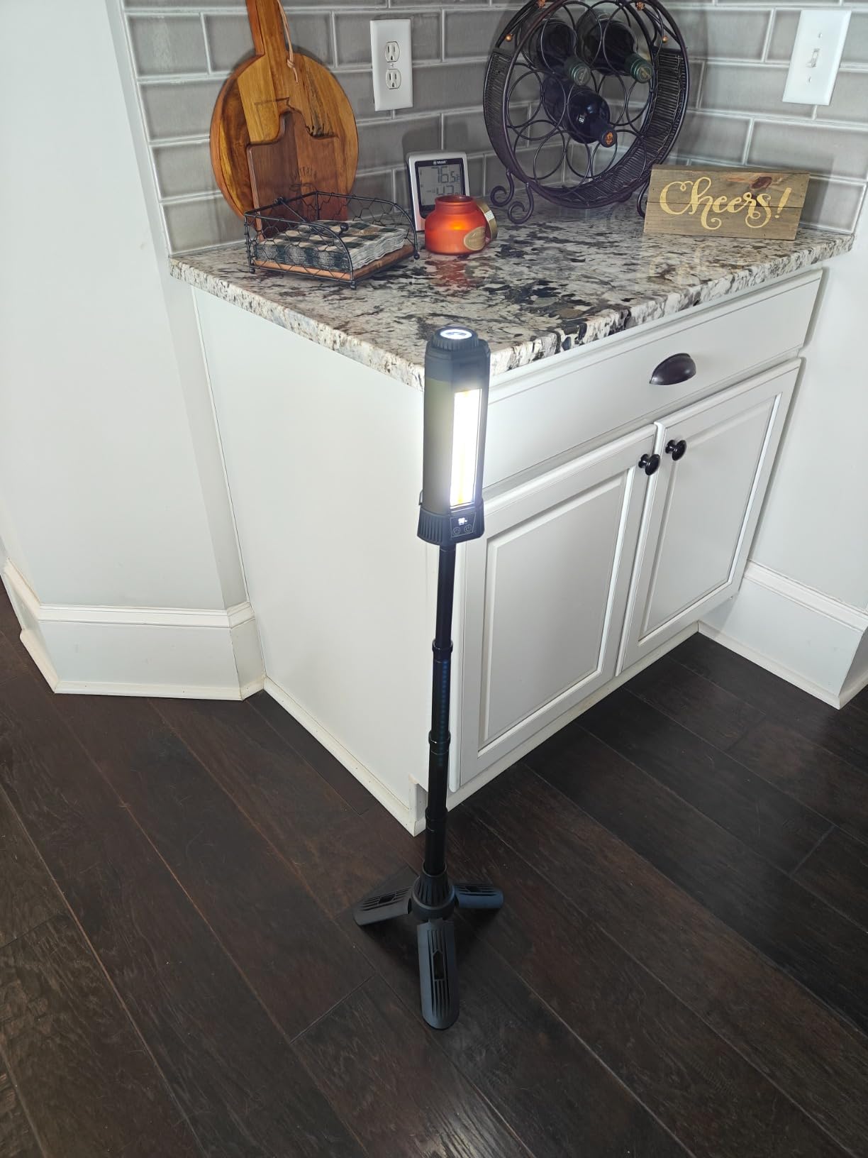 Rechargeable Work Light with Stand, Outdoor LED Cordless Camping Light, Portable Telescopic Bracket 3.7 Ft Tall, 6AH Battery, 2000 Lumen Construction Light customer photo 1