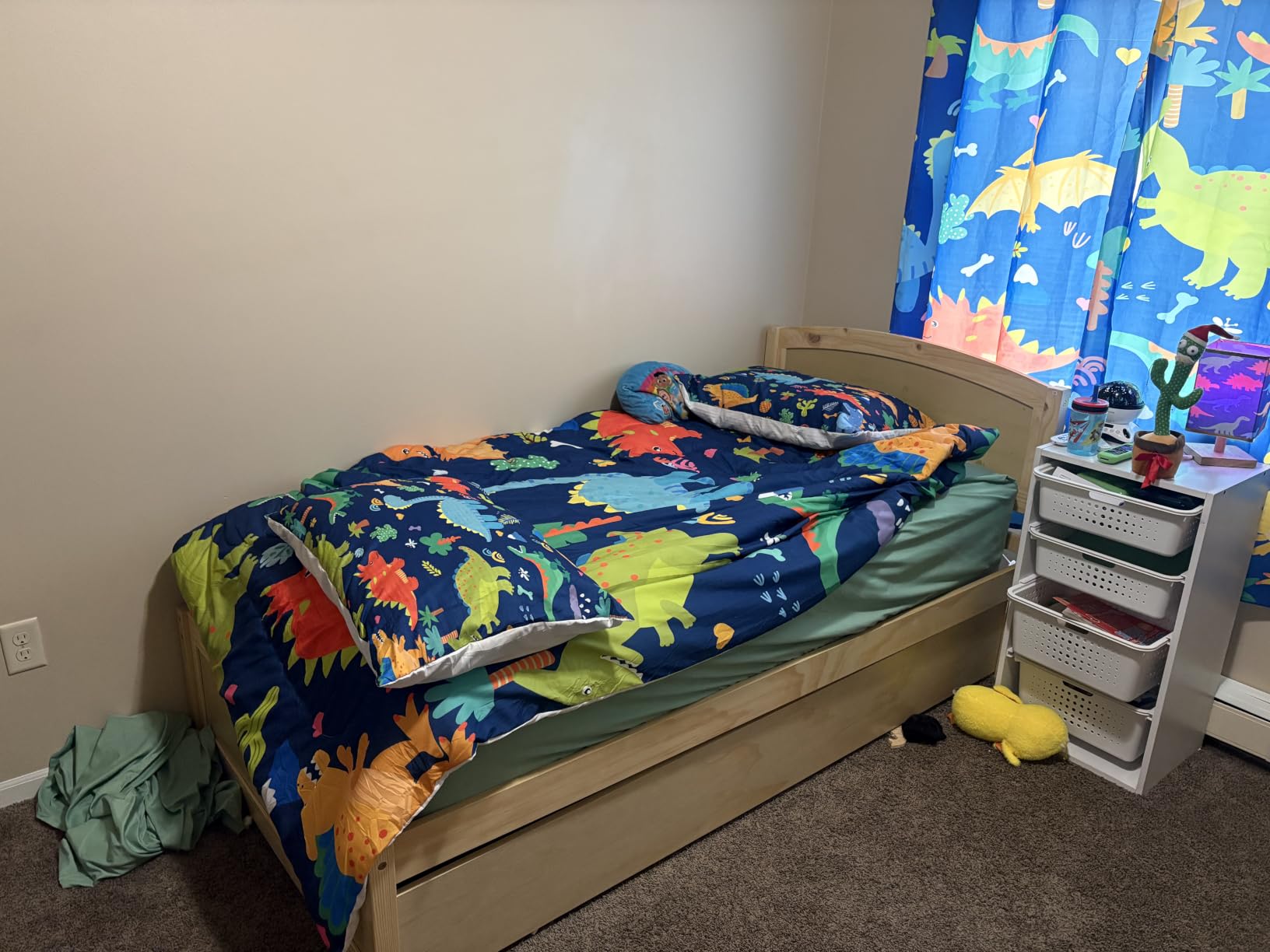 Twin Trundle Bed, Solid Wooden Pull Out Bedframe, Extendable Day Bed with Headboard and Solid Wood Slats Support, Bedroom, Living Room, Guest Room, No Box Spring Needed (White) customer photo 2