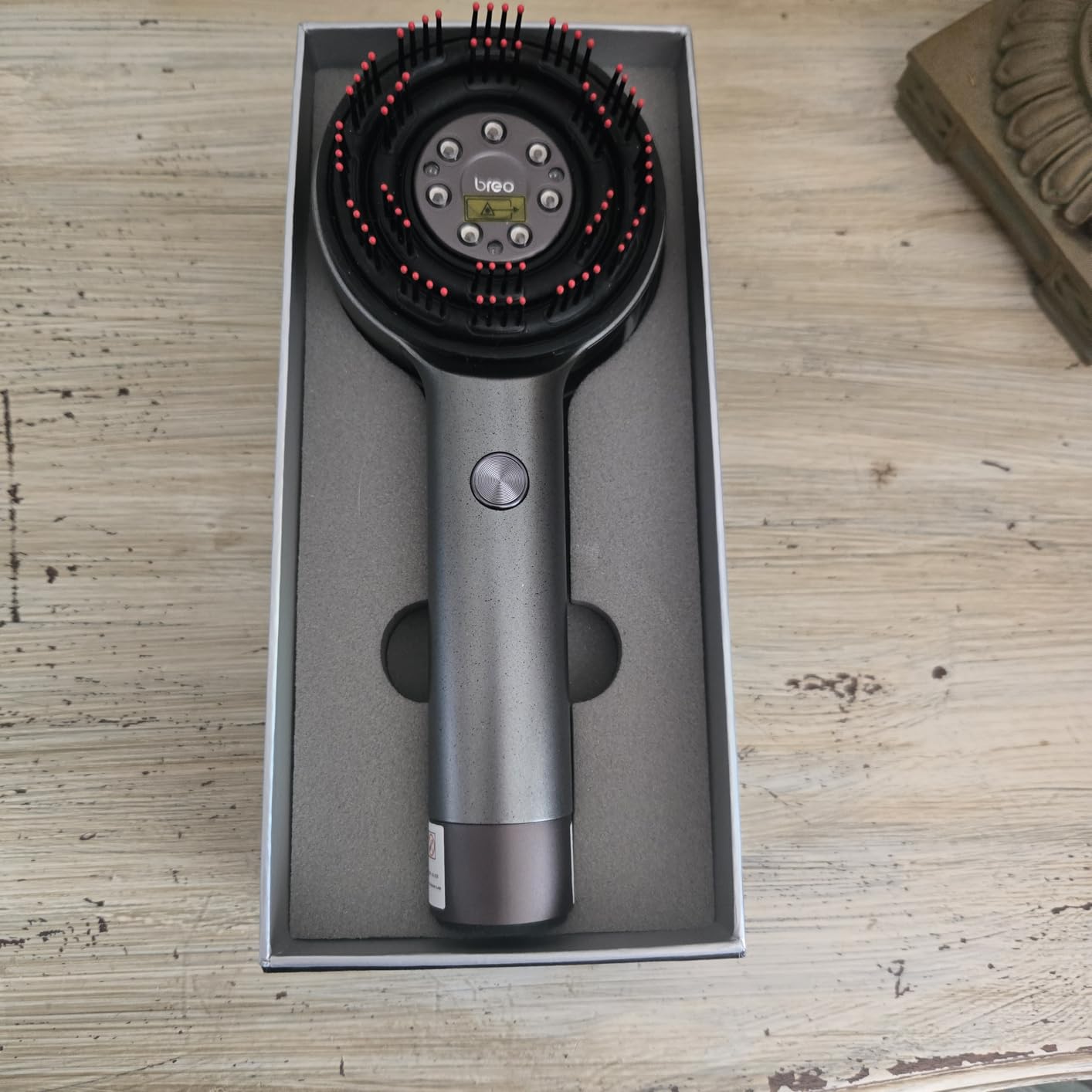 Breo Scalp 3L Laser Hair Growth Comb with 650nm Infrared Technology, 360° Scalp Massager, Waterproof Design, Effective Scalp Stimulation and Hair Regrowth customer photo 2