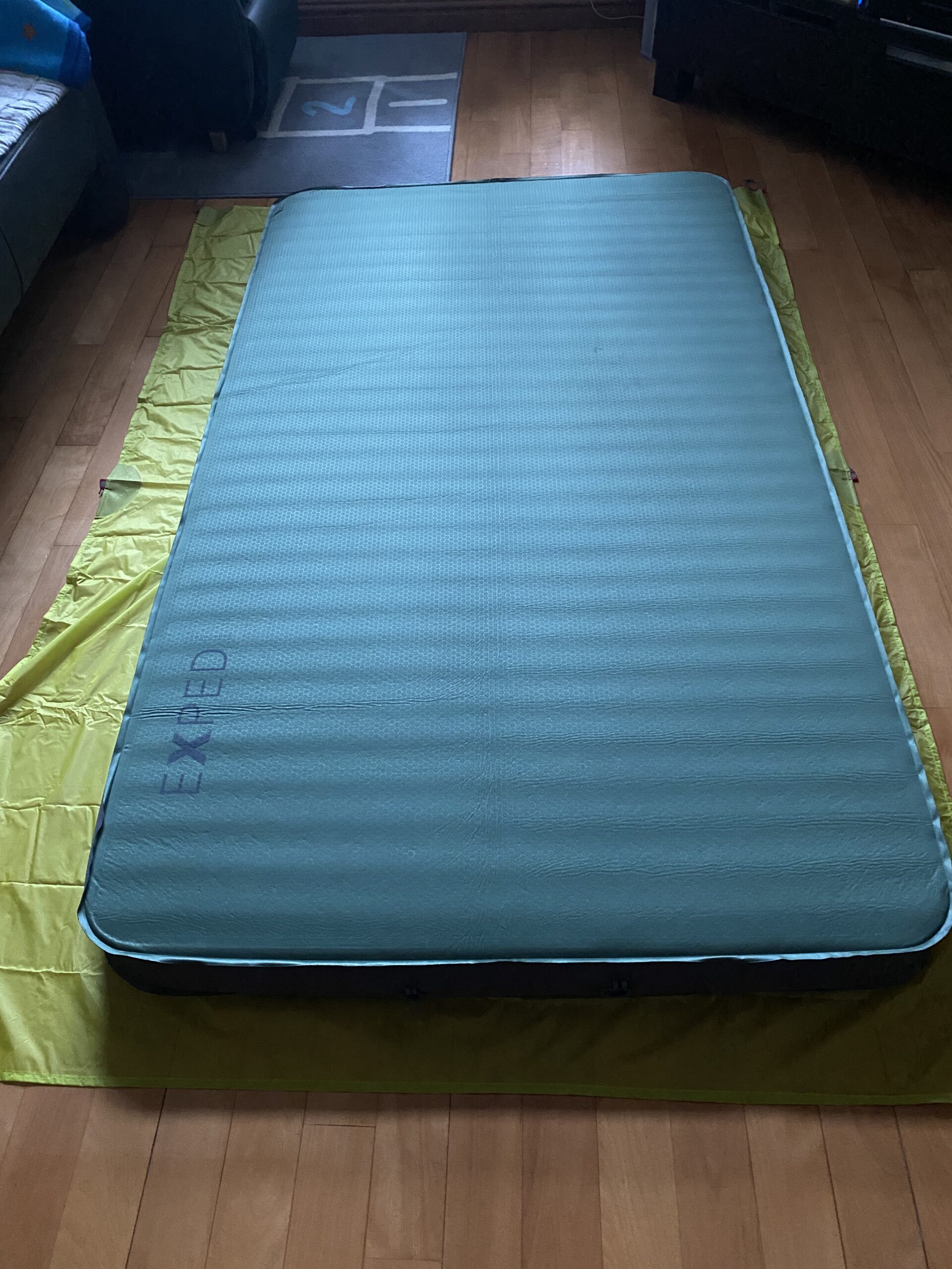 Exped MegaMat Medium Wide - Self Inflating Soft Car Sleeping Mat, 4