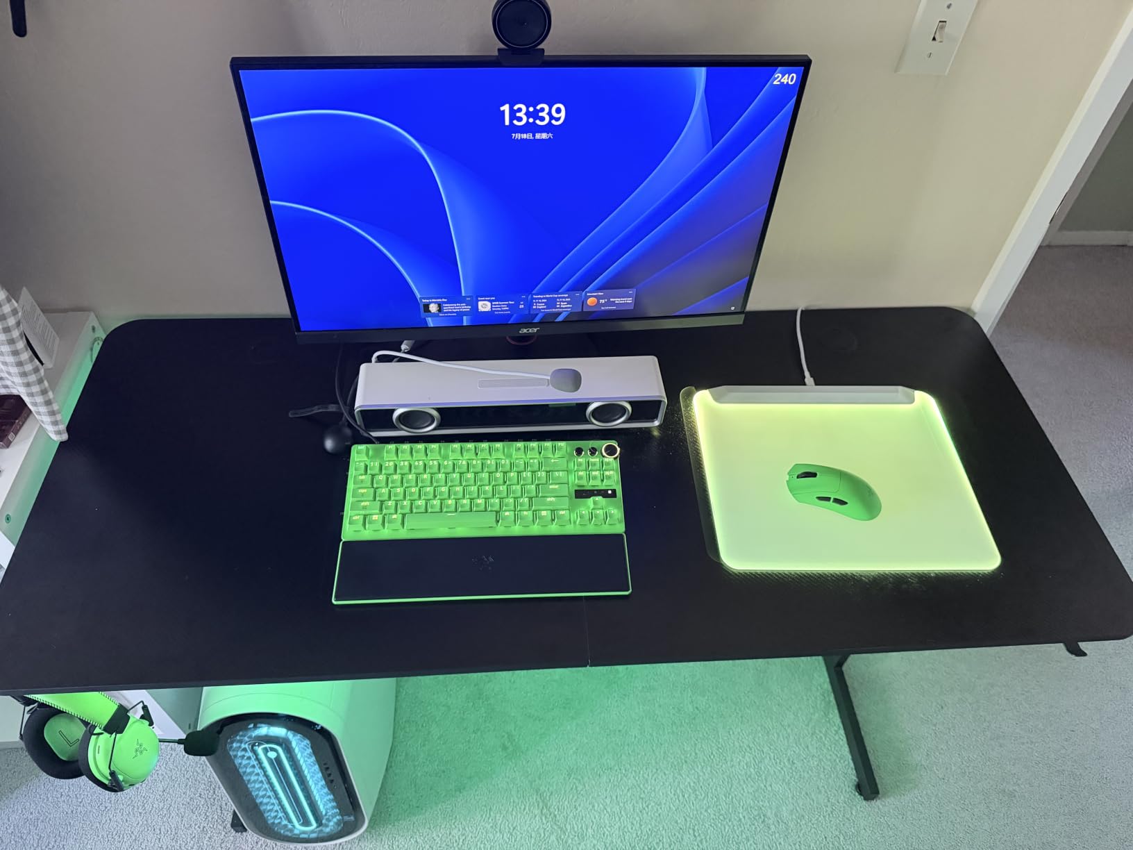 GTPLAYER 55 Inch Gaming Desk with LED Lights, Large Computer Desk with Mouse Pad for Home Office, T-Shaped Carbon Fibre Surface PC Game Workstations with Headphone Hook customer photo 1