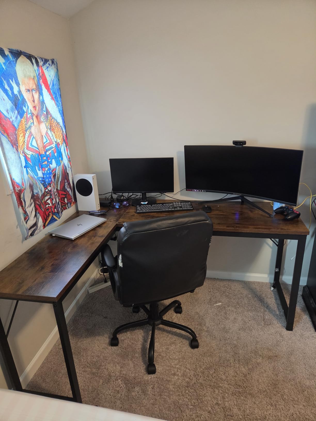 Huuger 63 Inch L Shaped Desk with Power Outlets and USB-C Port, 0.95 Inch Thicker Desktop, Reversible Computer Desk, Larger Office Corner Gaming Desk, Metal Frame, for Home Office, Study, Rustic Brown customer photo 2