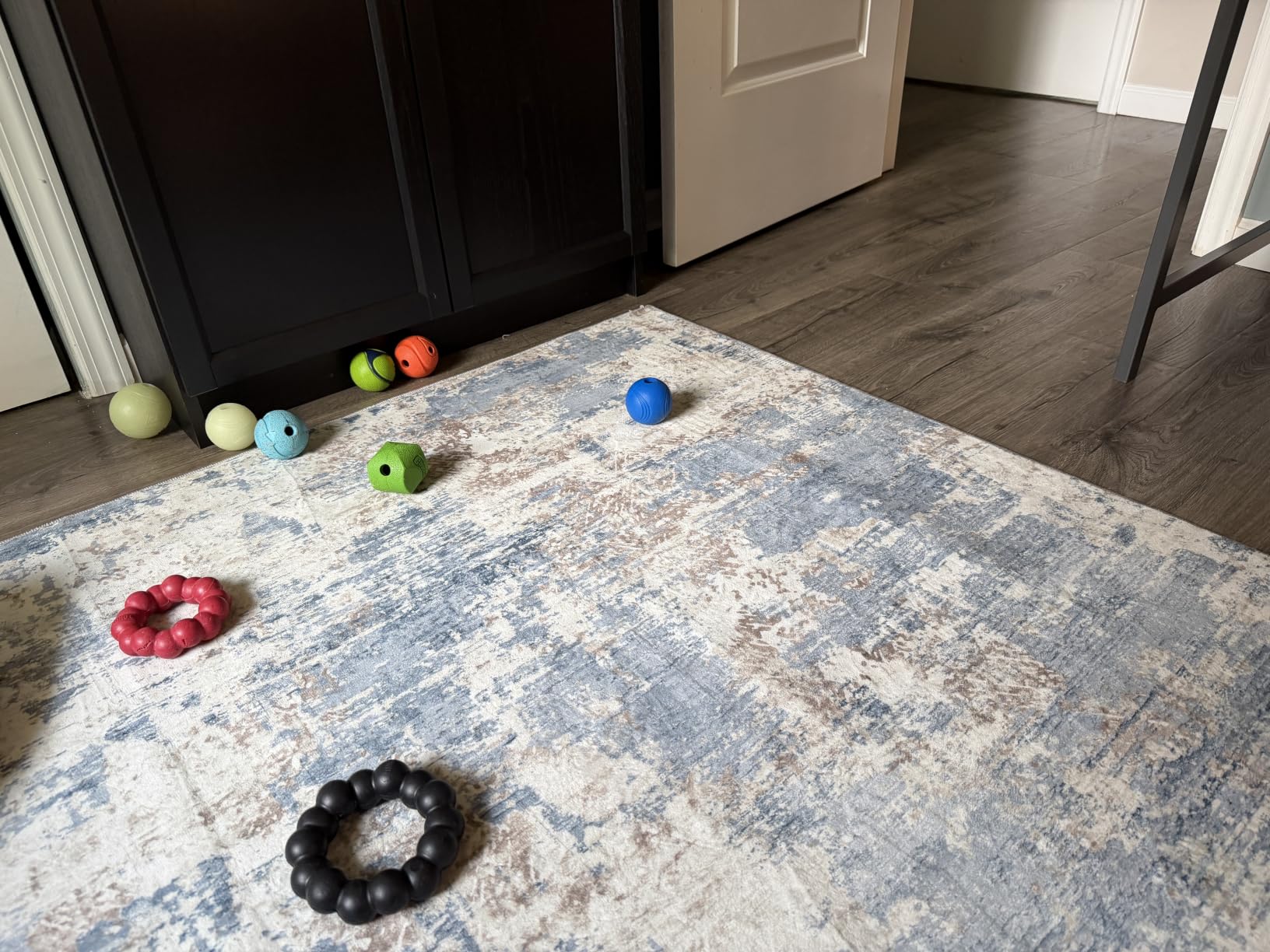 XLUEZ 9x12 Area Rug for Living Room, Washable Modern Abstract Large Area Rug Neutral Soft Non Slip Kids Rug Stain Resistant Indoor Carpet for Bedroom Dining Room Playroom Office(Blue, 9'x12') customer photo 1