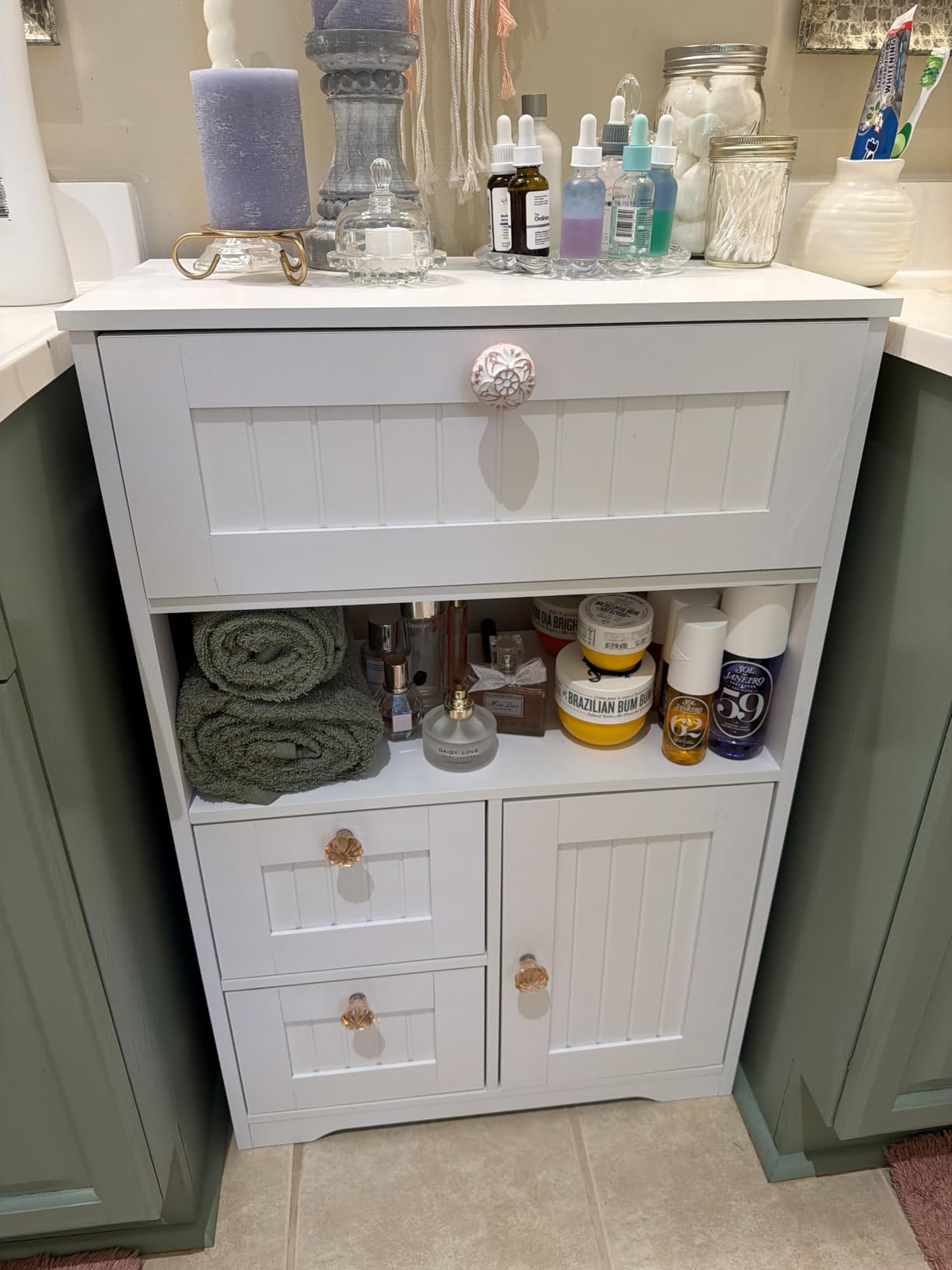 GRUSIGN Bathroom Cabinet, Modern Bathroom Floor Storage Cabinet Organizer with 1 Door and 3 Drawers, Freestanding Cupboard for Kitchen/Living Room Use customer photo 2
