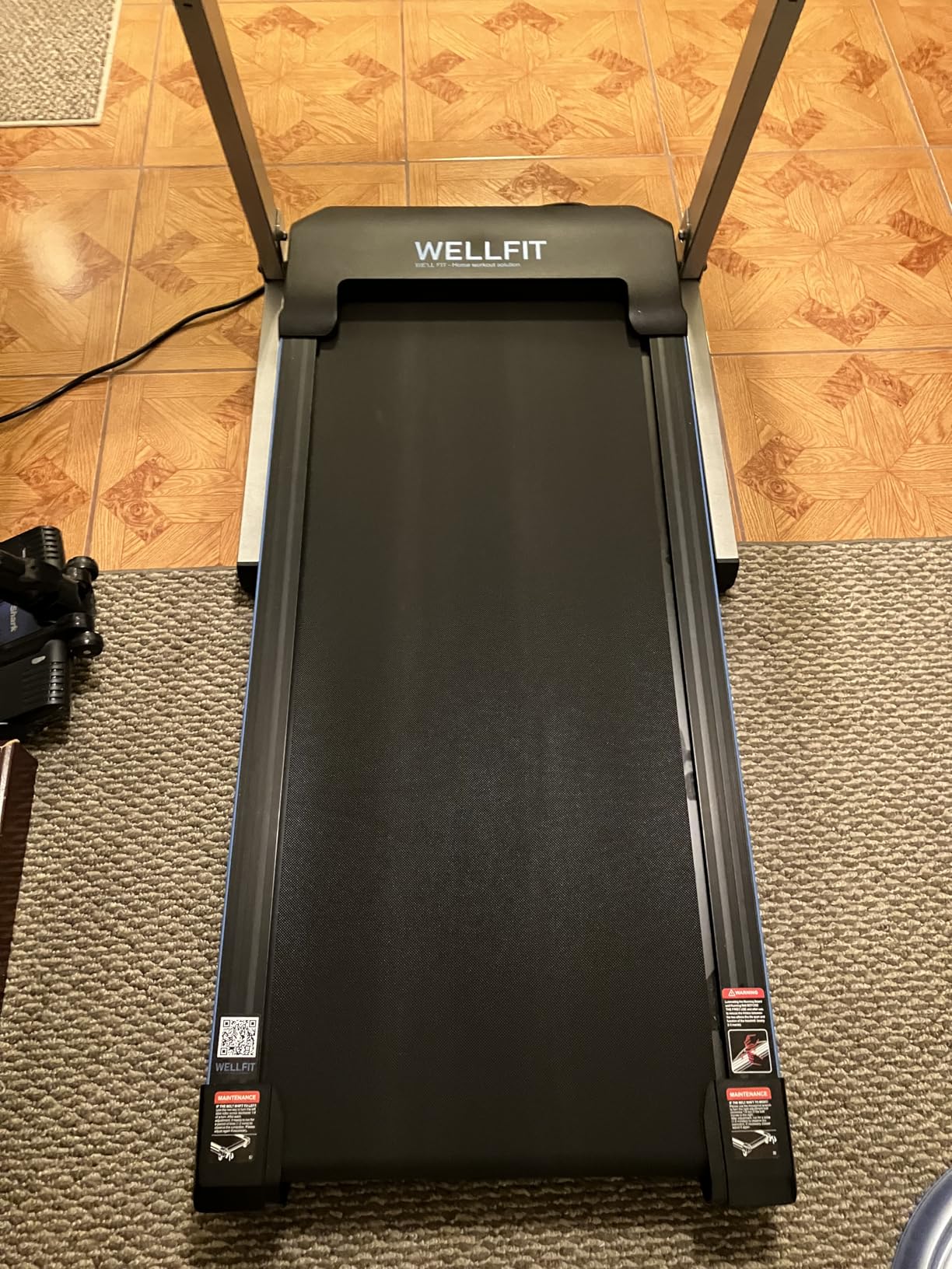 WELLFIT Home Treadmills 400+LBS Capacity, 4.0HP Heavy Duty Treadmill 15% Auto Incline Climb Running, Foldable Treadmill with Handrail, Wide Belt 18*43 in, 95% Pre-installed, Small Commercial Treadmill customer photo 1