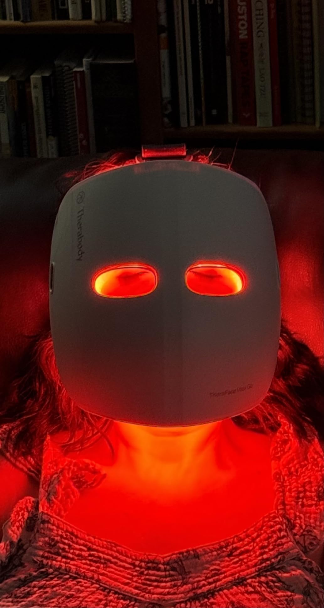 TheraFace Therabody Mask Glo - Cordless LED Skincare Face Mask with Red/Blue/Infrared Light & Relaxing Scalp Massage for Glowing, Healthier-Looking Skin - FDA Cleared customer photo 1