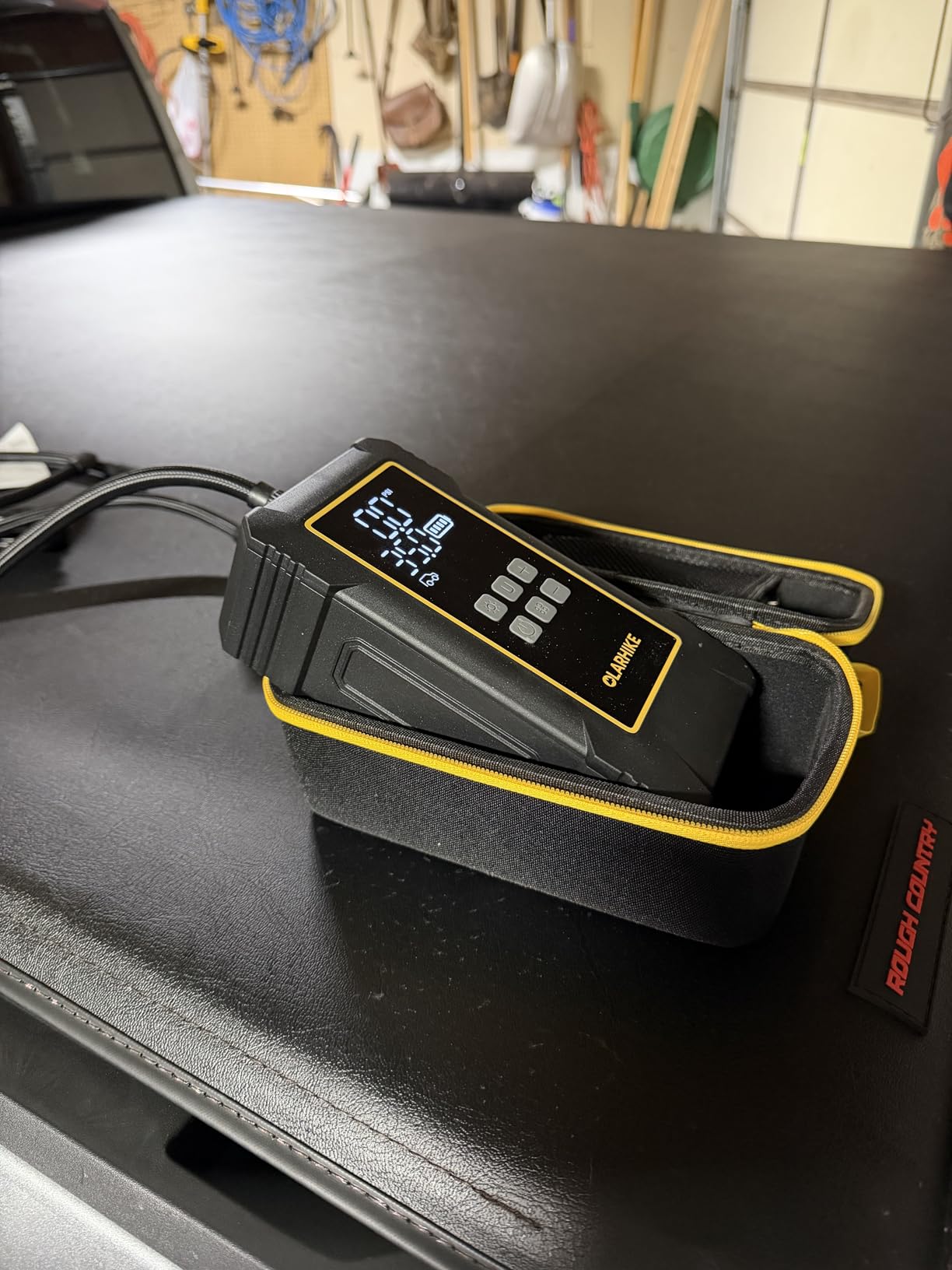 OlarHike 12000mAh Heavy Duty Tire Inflator Portable Air Compressor | Powerful, 7X Faster, 150PSI, Dual Power 12V & Cordless, For Car Tires, Pickup Trucks, Jeeps, SUVs & RVs, Digital Pressure Gauge customer photo 2