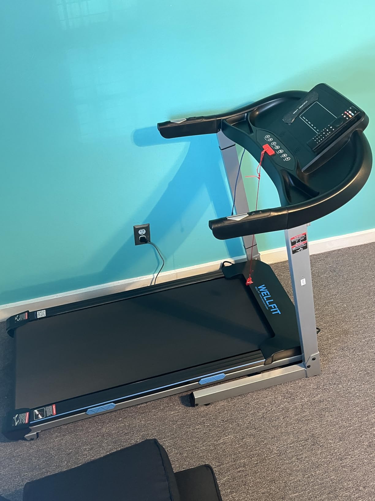 WELLFIT 15% Auto Incline Foldable Treadmill, Heavy Duty Treadmills for Home | 400lbs Capacity, Voice Control, Bluetooth, Heart Rate Sensors,4.0HP Motor,Folding Running & Walking Pad for Seniors,Home Gym customer photo 1