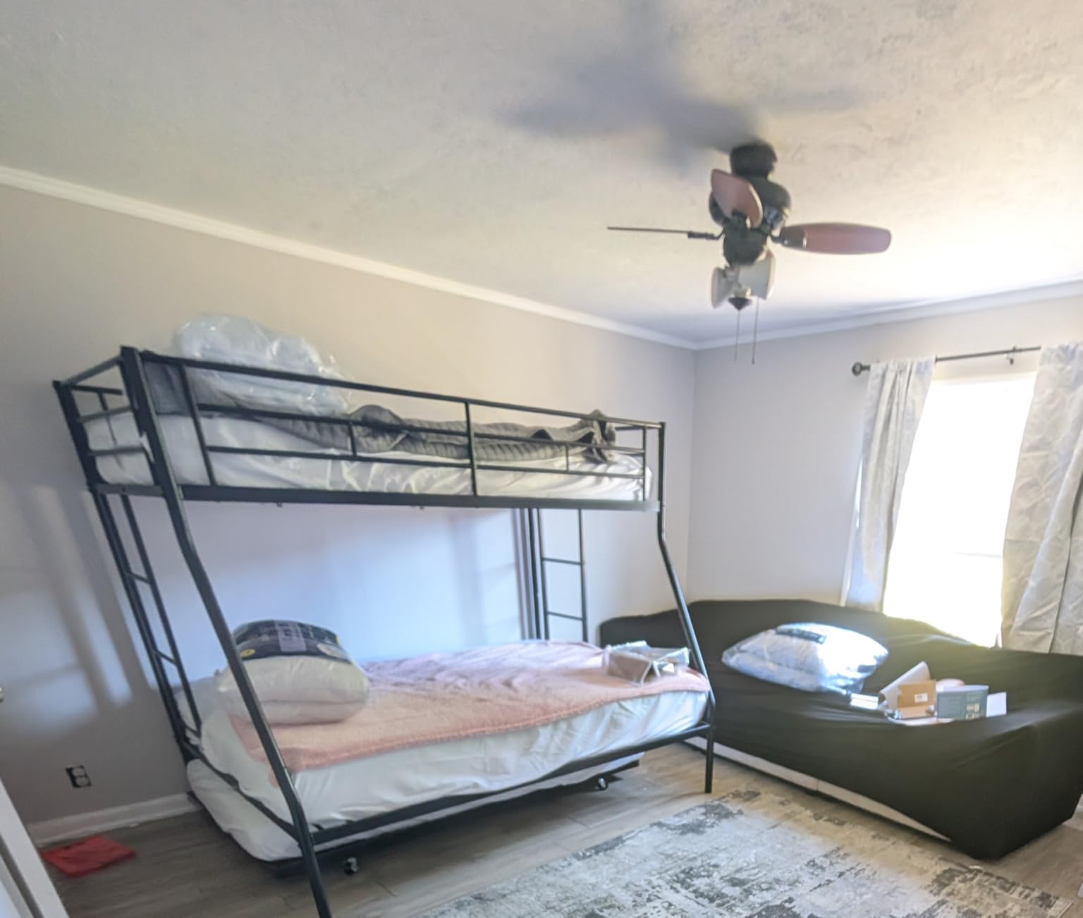 Shintenchi Bunk Bed Twin Over Full Size with Trundle, Heavy-Duty Twin&Full Frame with Full-Length Guardrail and Two Ladders, Triple for Kids, Teens and Adults, Space-Saving, Black customer photo 2