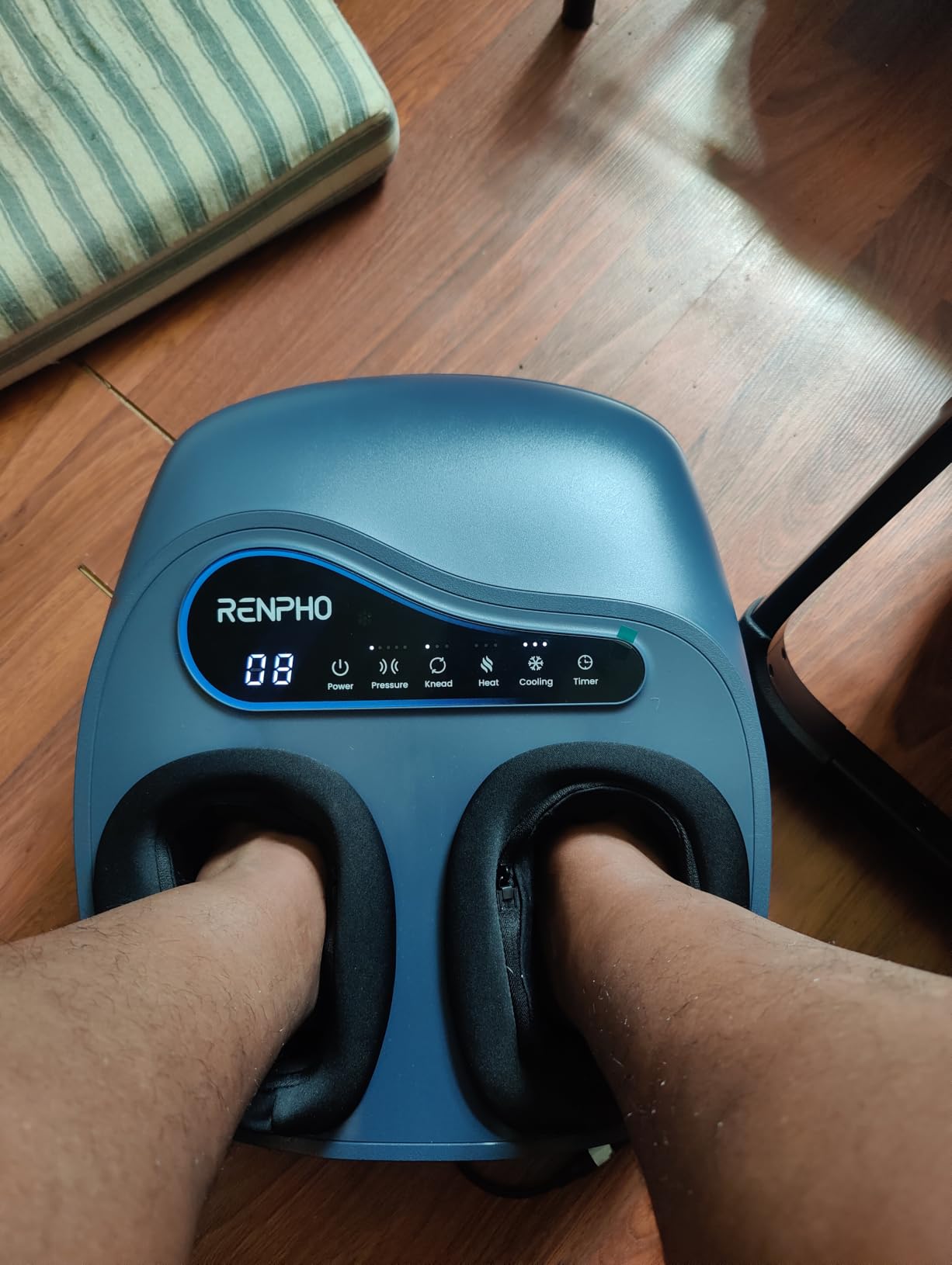 RENPHO Thermacool 2-in-1 Foot Massager with Heat & Cold, FSA Eligible HSA Store Eligible Items, 3 Kneading & 5 Compression for Neuropathy and Plantar Fasciitis, Gifts for Men, Up to Men's US Size 13 customer photo 1