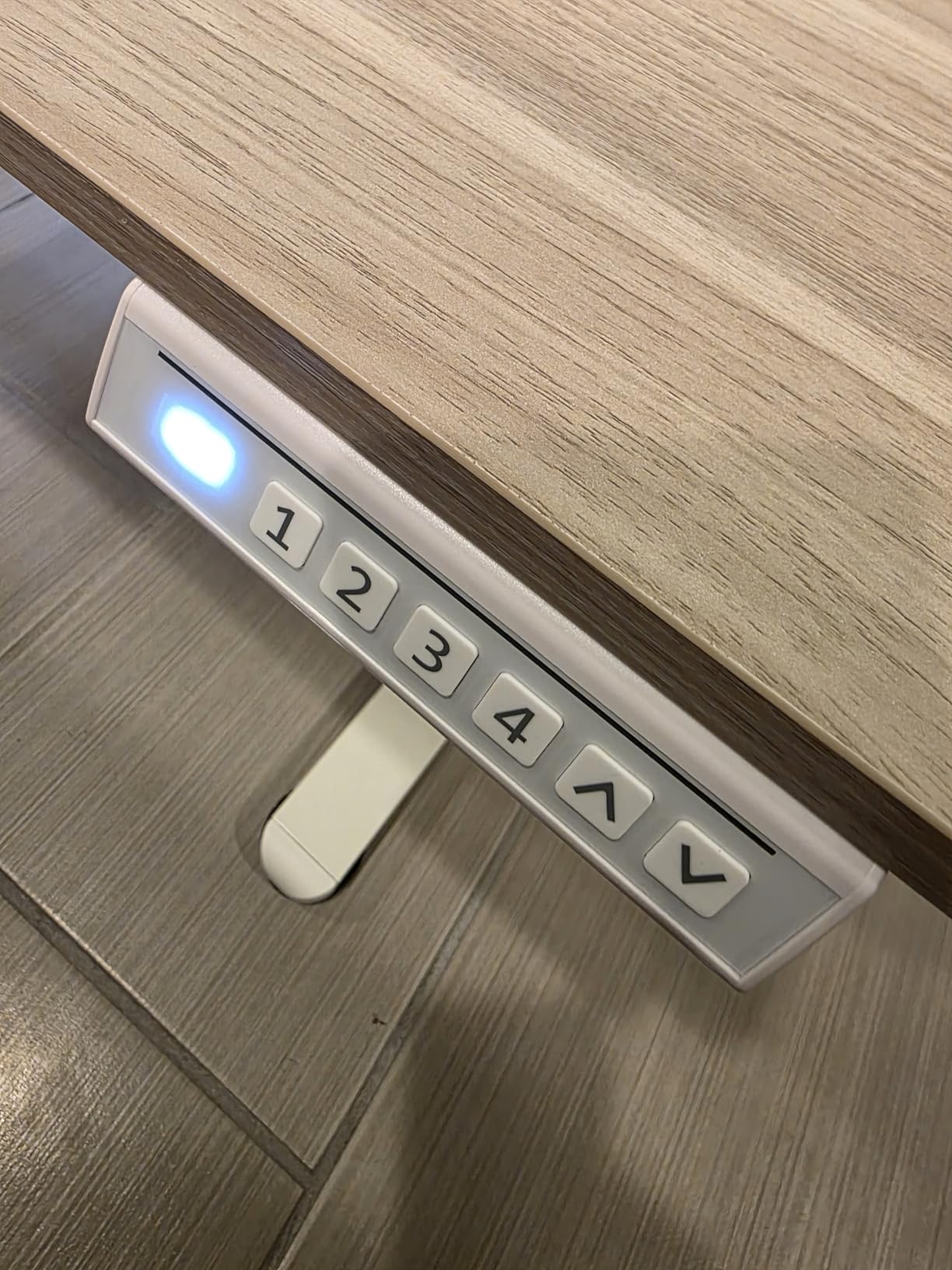 ErGear Electric Standing Desk for Kids, 35 X 20 Inches, 4 Height Memory Settings customer photo 2