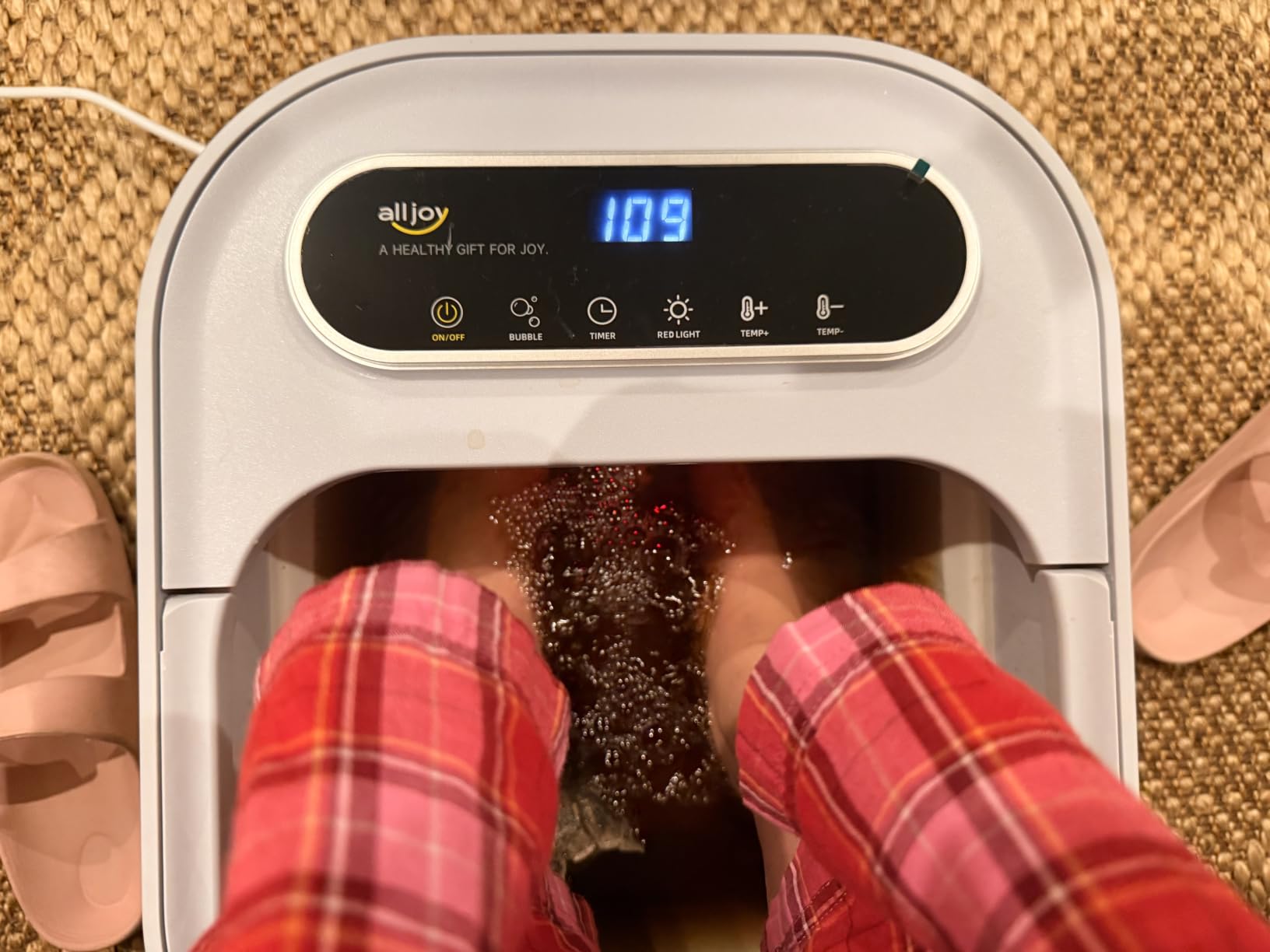 ALLJOY Collapsible Foot Spa with Heat, Pedicure Foot Bath with Bubbles & 6 Rollers, UL-Listed Rapid PTC Heating Foot Soaking Tub for Stress Relief, Relaxation Gift for Women & Men, Nurses & Teachers customer photo 1