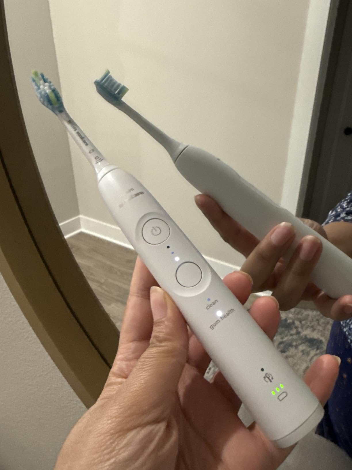 Philips Sonicare 5950 Rechargeable Electric Toothbrush, 2 Brush Heads, Navy | 1000% More Plaque Removal, Pressure Sensor, 6 Brush Settings, 21-Day Battery, Includes Travel Case, HX7133/03 customer photo 1