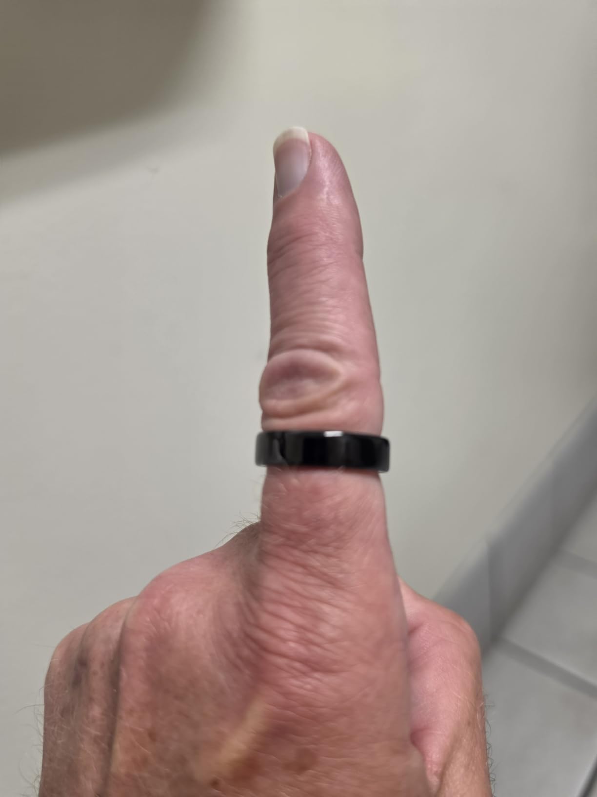 Oura Ring 5 - Silver - World's Smallest Smart Ring - Sleep, Activity, Women's Health, AI Advisor customer photo 2