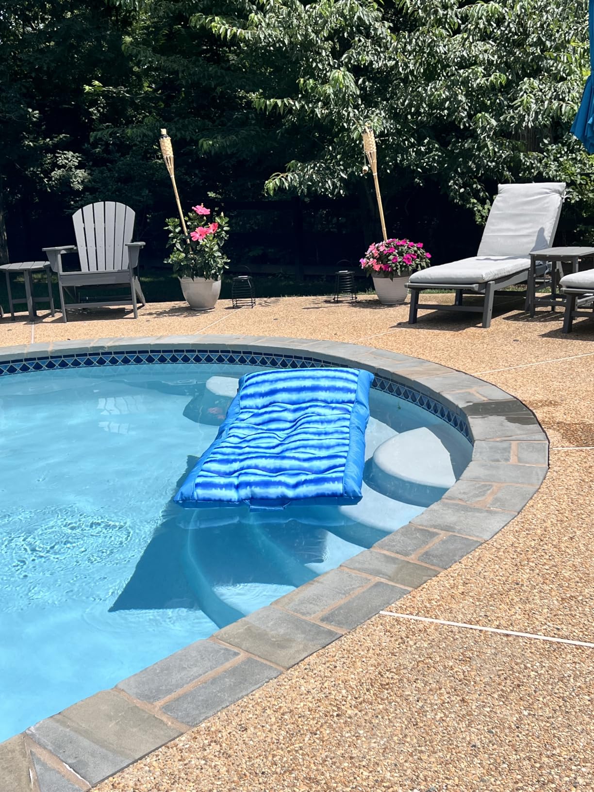 Big Joe Kona Pool Float, No Inflation Needed customer photo 1