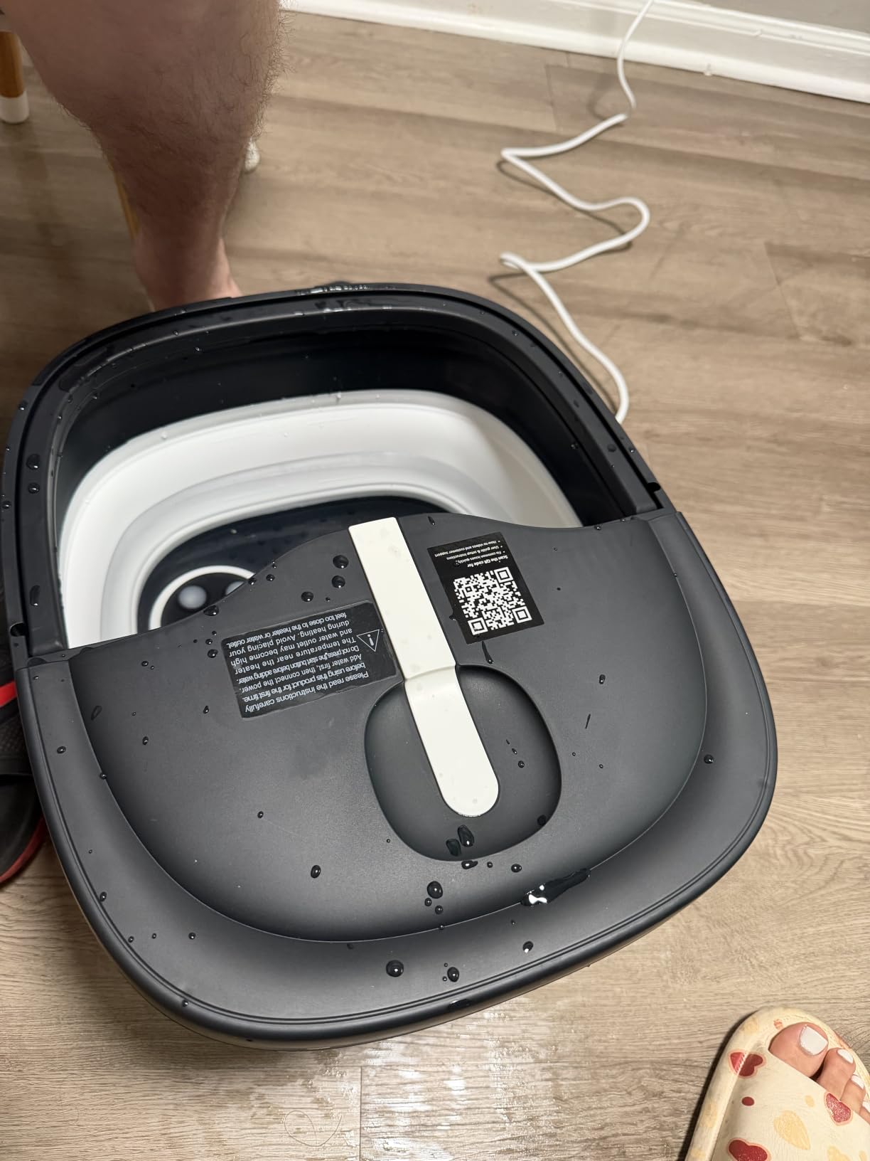 HOSPAN Collapsible Foot Spa Electric Rotary Massage, Foot Bath with Heat, Bubble, Remote, and 24 Motorized Shiatsu Massage Balls. Pedicure Foot Spa for Feet Stress Relief - FS02A customer photo 2