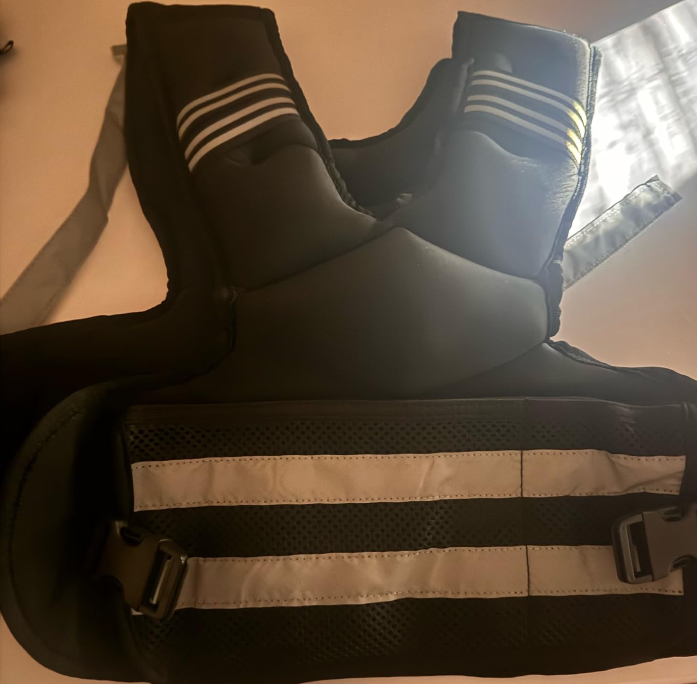 Adjustable Weighted Vest for Women and Men, 4-11lb/11-18lb/20-32lb Vest | Removable Weight Vest with 6 Weights, Storage Phone Pocket, Reflective Stripes, for Walking, Running and Strength Training customer photo 2