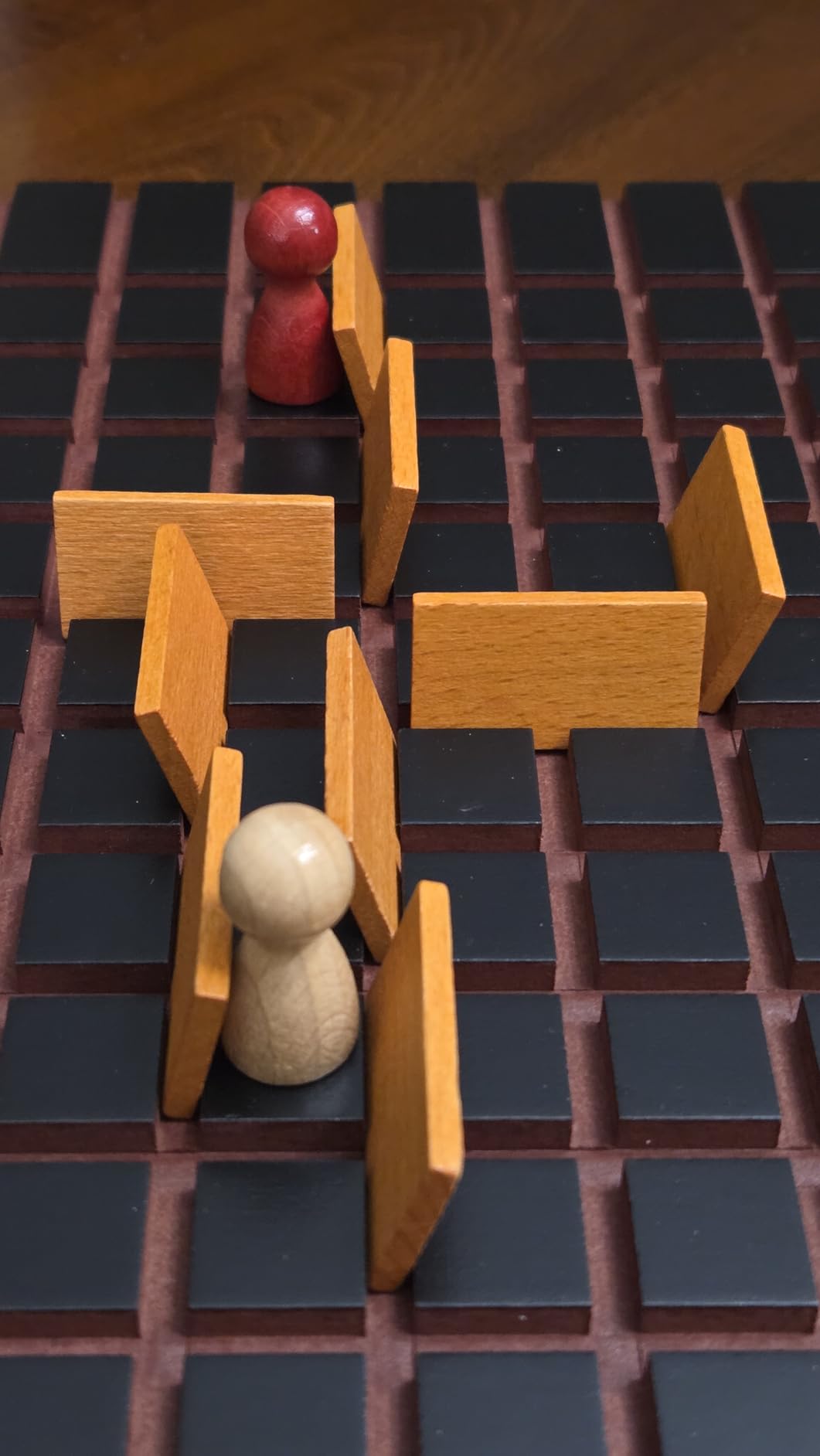 Quoridor - Over 1 Million Sold! Mensa Select Winner | Wooden Abstract Strategy Game for Adults and Families | Ages 8+ | 2 to 4 Players | 1 Minute to Learn, 15 Minutes to Play customer photo 1