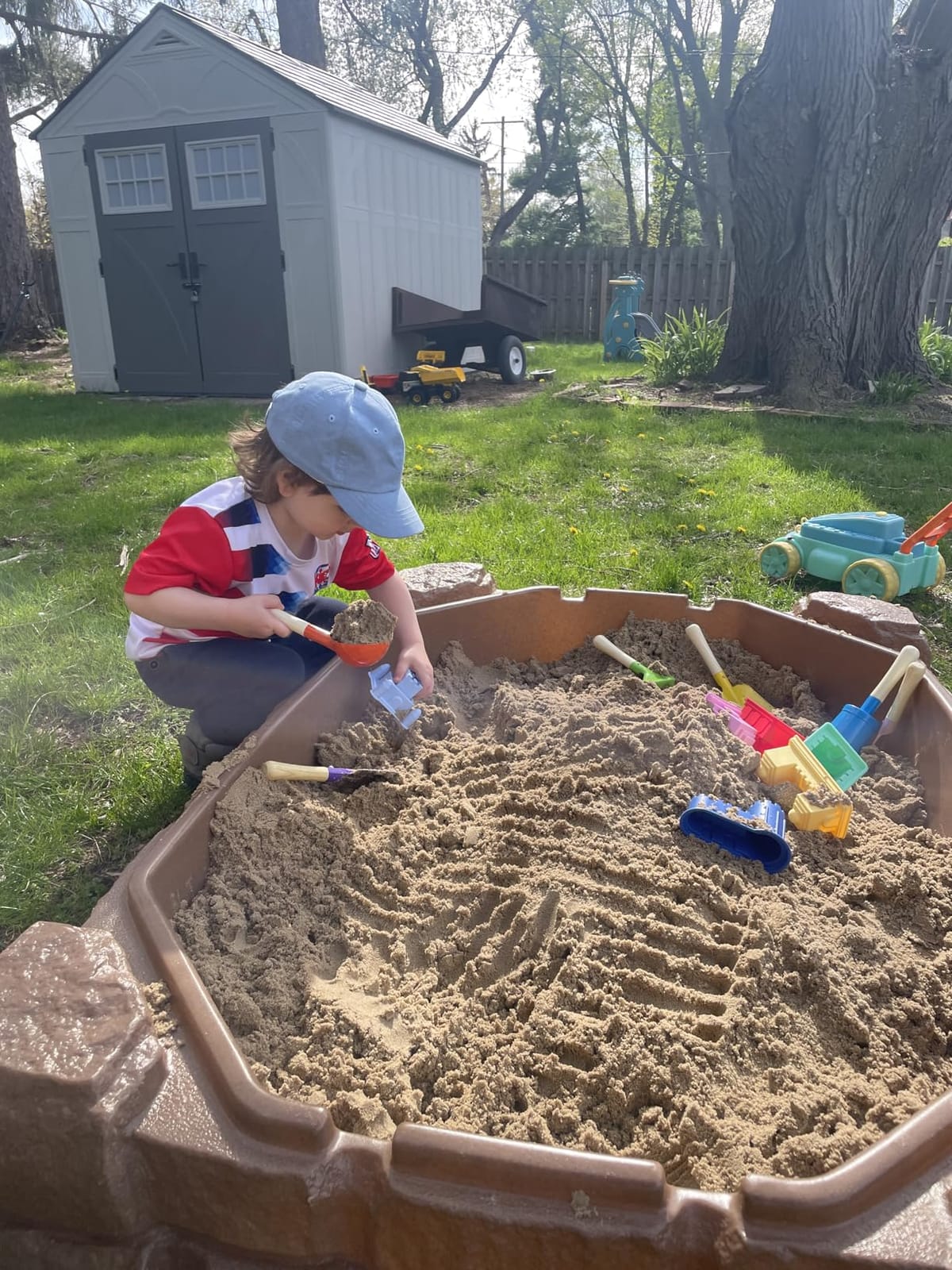 Step2 Natural Playful Sandbox, Kids Activity Sensory Table, Summer Outdoor Toys, Lid Included, For Toddlers 1+ Years Old customer photo 1