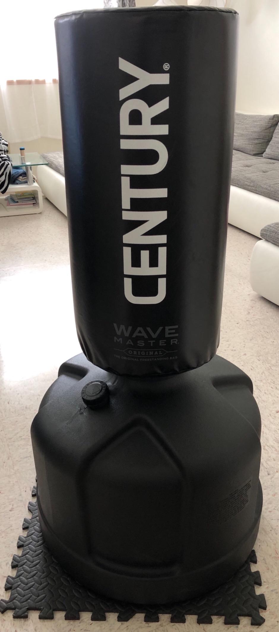 Century Original Wavemaster Freestanding Heavy Punching Bag customer photo 1