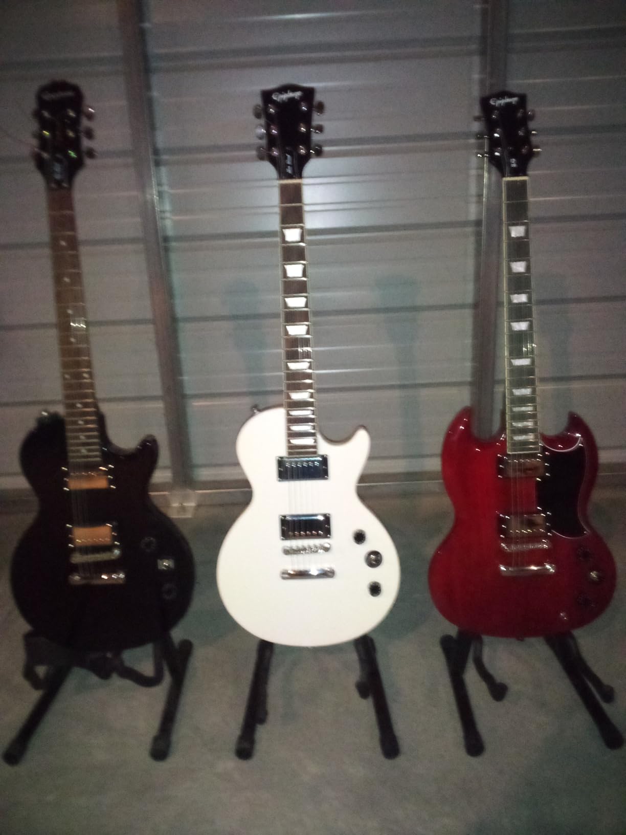 Epiphone SG Special Electric Guitar, Cherry customer photo 2