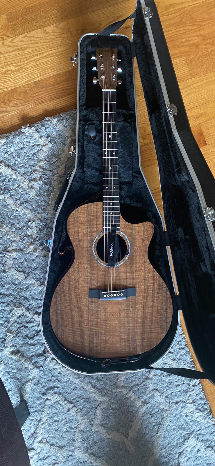 Gator Cases Legacy Series Lightweight Deluxe ABS Molded Case for Dreadnought Style Acoustic Guitars, (GC-DREAD) customer photo 1