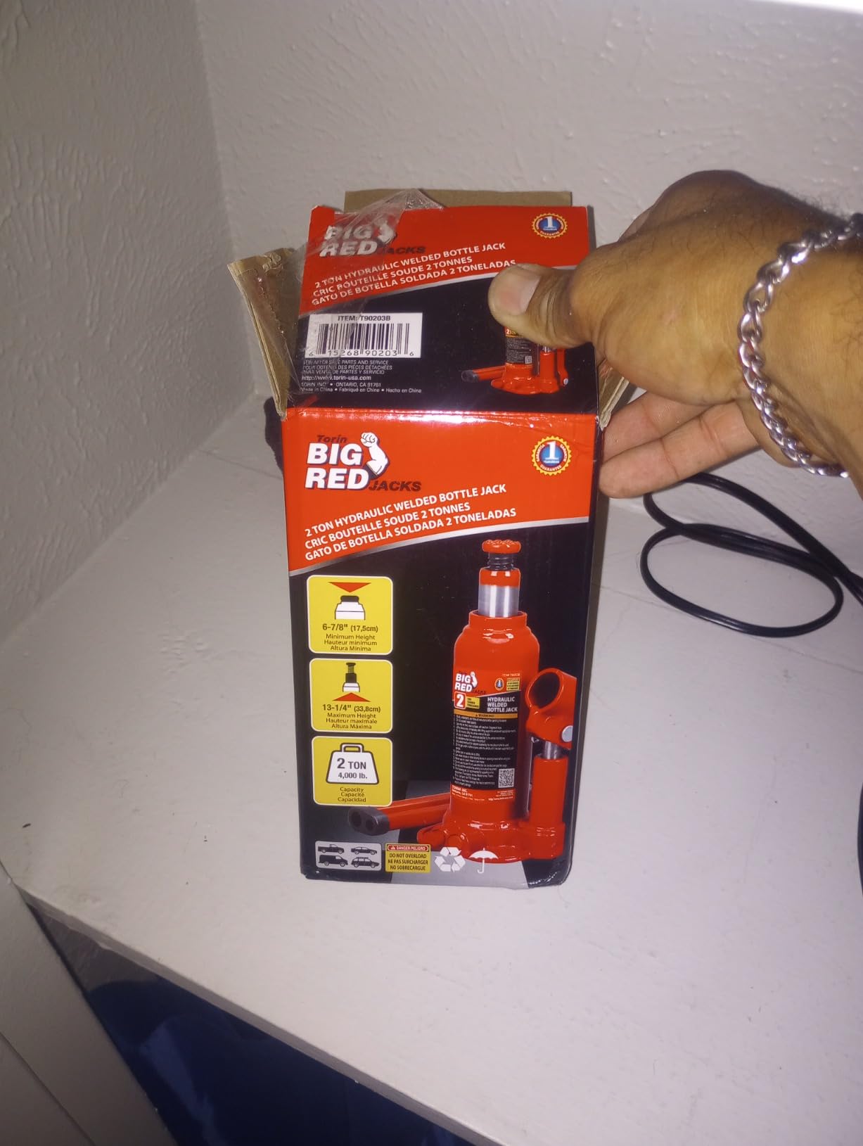 BIG RED T90203B Torin Hydraulic Welded Bottle Jack, 2 Ton (4,000 lb) Capacity, Red customer photo 1