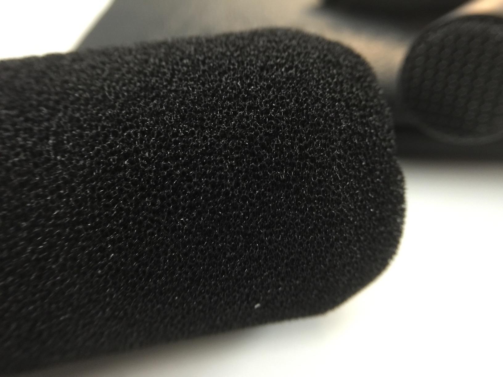 Audio-Technica AT875R Condenser Microphone, 9.5 x 5 x 2.75 inches (Short Shotgun for Boom-Mount Video Production) customer photo 2