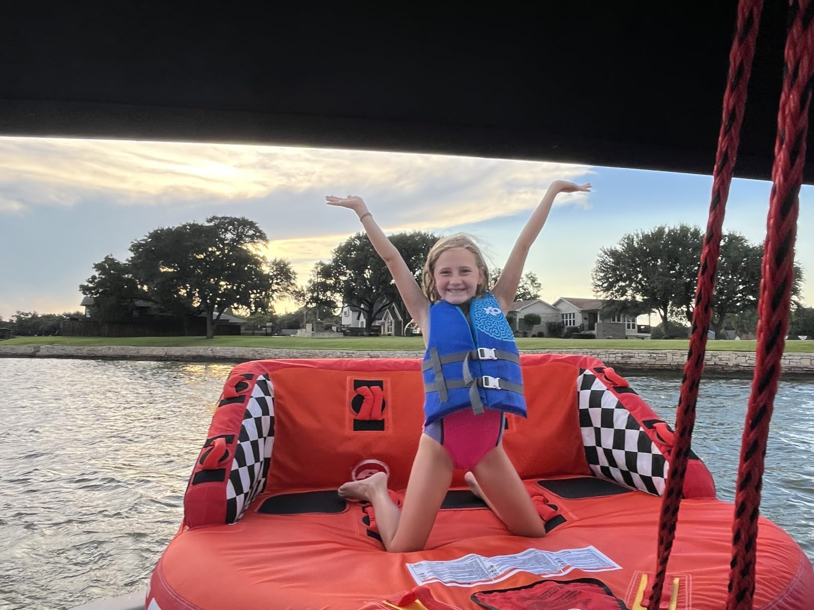 Airhead Mable Towable Tube for Boating, 1-4 Rider Inflatable Boat Tube for Water Tubing, Heavy Duty Full Nylon Cover, EVA Foam Pads, Dual Tow Point, Patented Speed Safety Valve customer photo 1