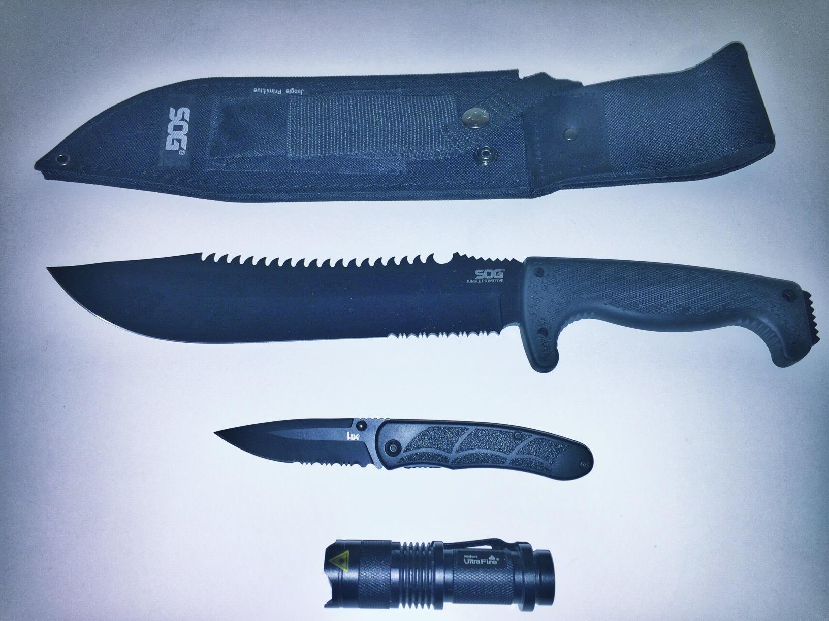 SOG Jungle Primitive Fixed Blade - Field and Camping Tactical Machete with Sheath for Clearing Brush, Full Tang Survival Knife 15.3 Inches (F03TN-CP), Steel, Black customer photo 1