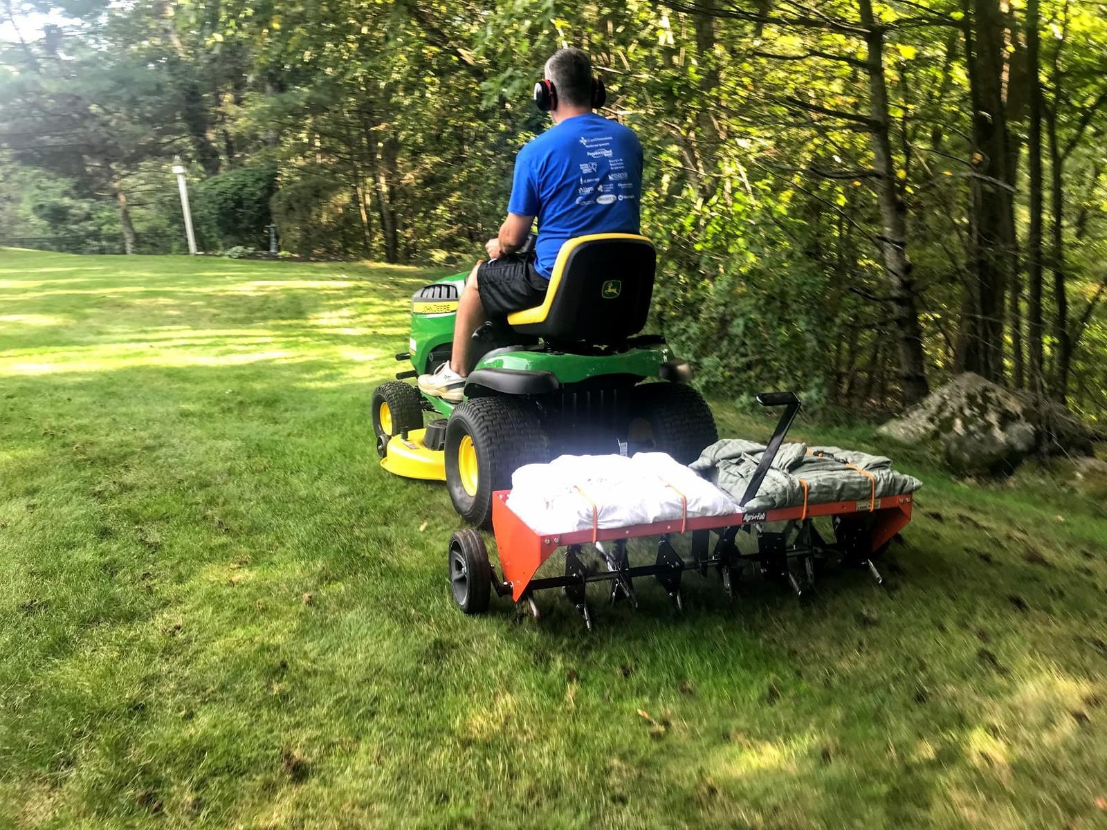 Agri-Fab 48 In Tow Behind Lawn Plug Aerator with 32 Galvanized Knives and Universal Hitch customer photo 2