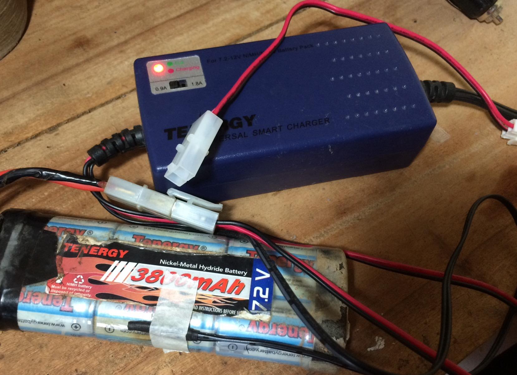 Tenergy Smart Battery Charger for NiMH/NiCd 7.2V-12V 6S-10S Battery Packs, Compatible with Standard Tamiya/Mini Tamiya/Alligator Clip Connector for RC Cars, Airplanes, Airsoft Batteries customer photo 1