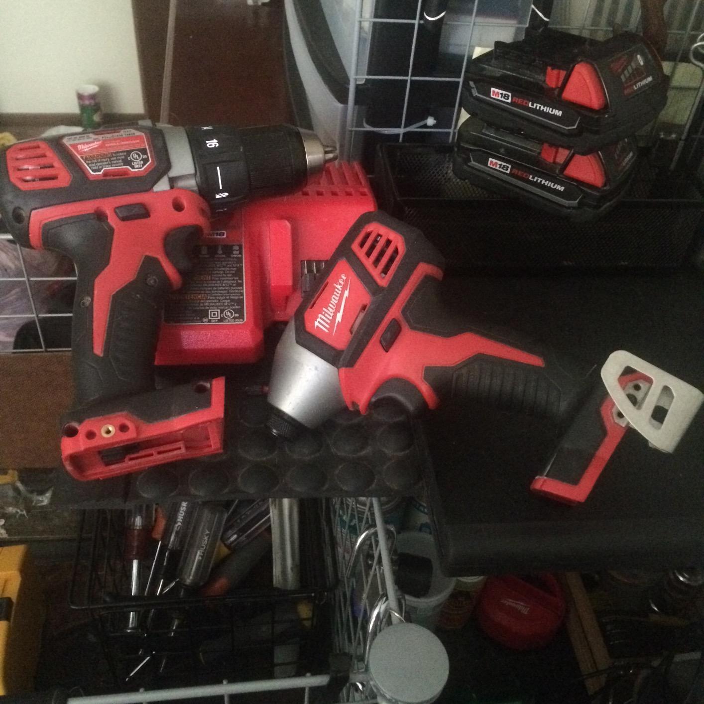 Milwaukee 2691-22 18-Volt Compact Drill and Impact Driver Combo Kit customer photo 1