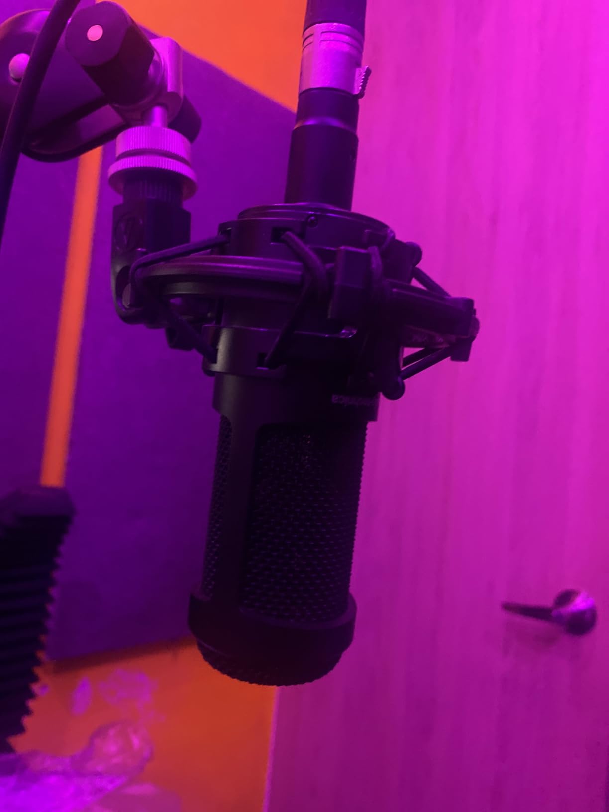 Audio-Technica AT2035 Cardioid Condenser Microphone, Perfect for Studio, Podcasting & Streaming, XLR Output, Includes Custom Shock Mount customer photo 2