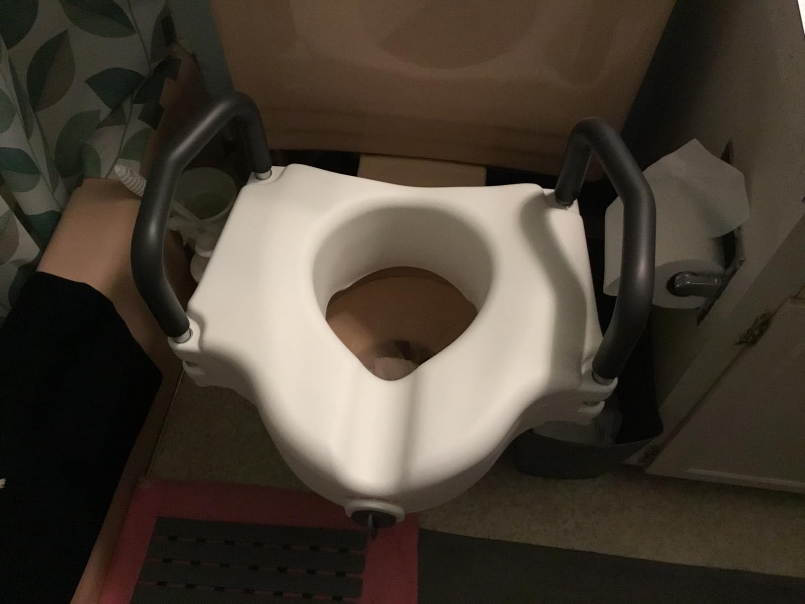 Drive Medical 2-in-1 Raised Toilet Seat with Removable Padded Arms | Raised Toilet Seat Offers Removable Padded Arms and Secure Locking Attachment for Standard Toilets and Safety customer photo 1