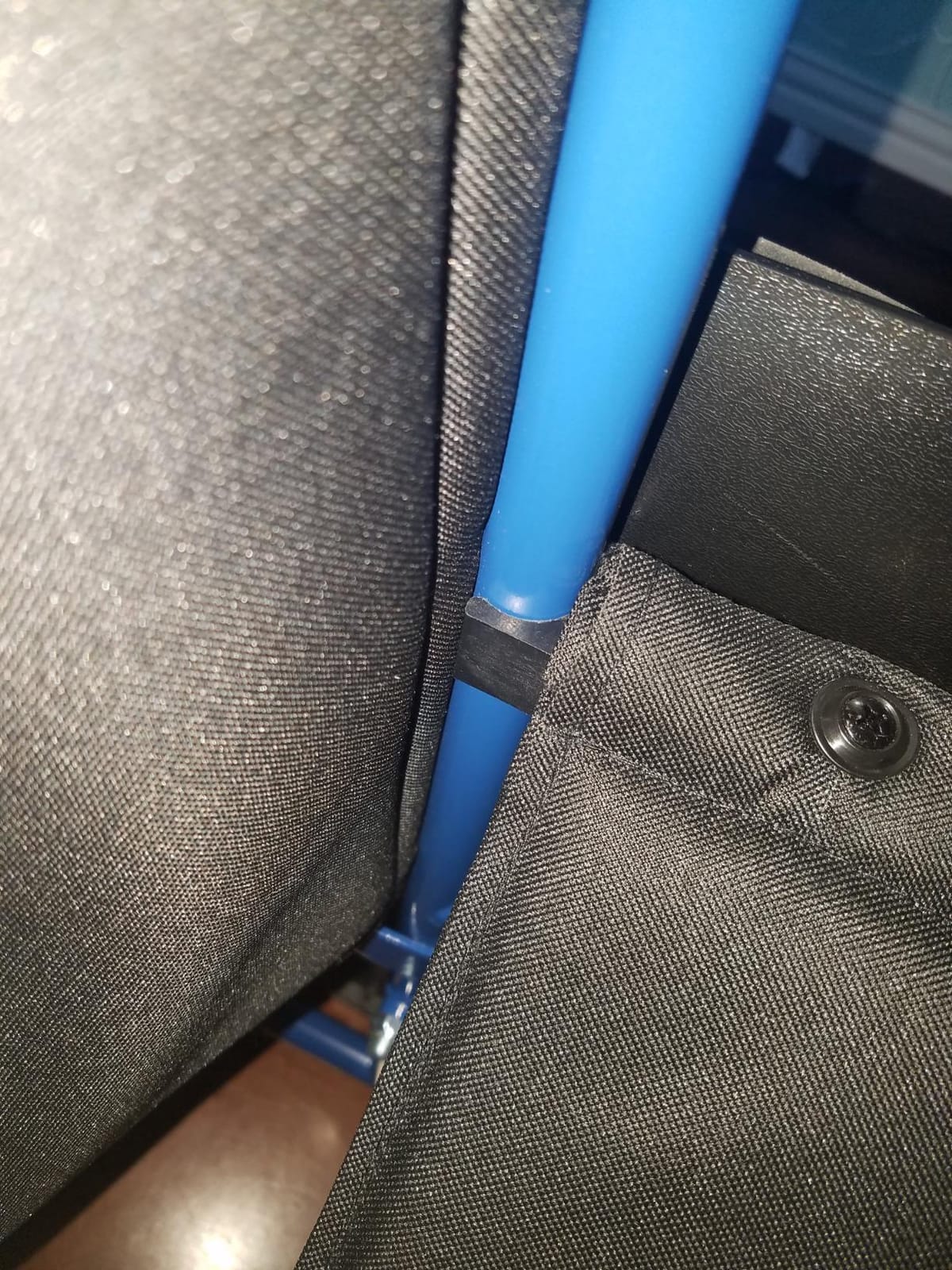 Drive Medical Blue Streak Lightweight Wheelchair, Footrests, 18