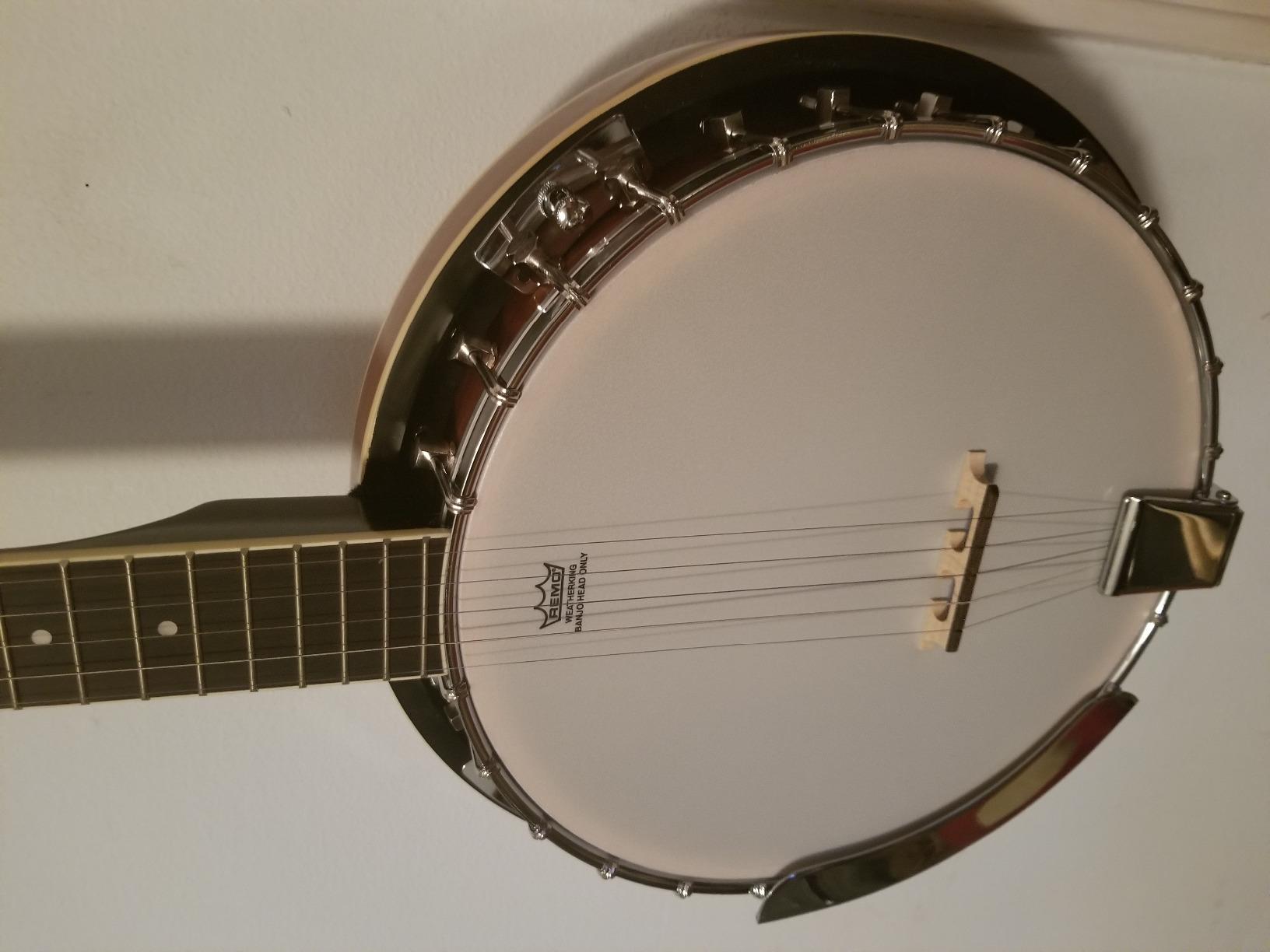 Jameson Guitars 5-String Banjo 24 Bracket with Closed Solid Back and Geared 5th Tuner customer photo 1