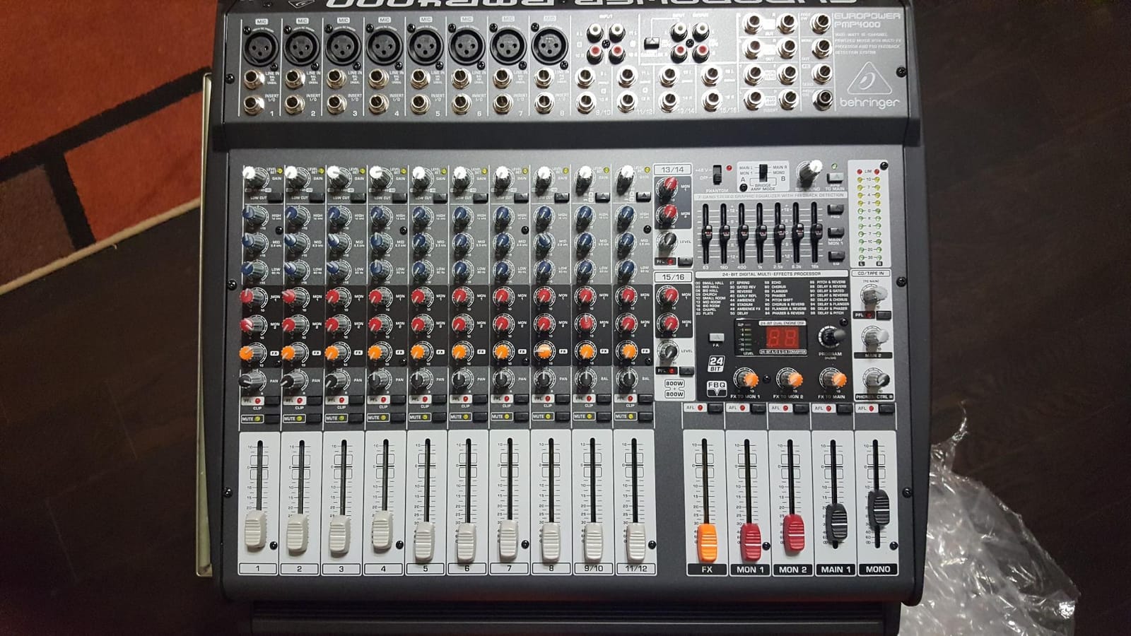 Behringer Europower PMP4000 Powered Mixer - 16 Channels, 1600 Watts with Multi-FX Processor and FBQ Feedback Detection System customer photo 2