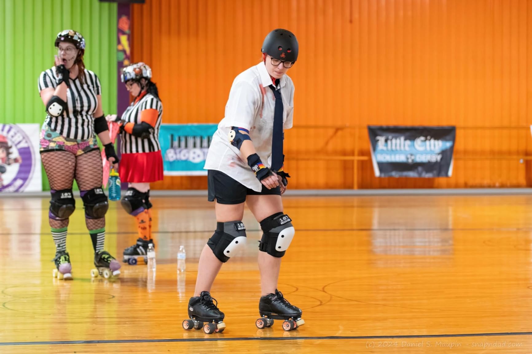 Riedell R3 Indoor Quad Roller Skates for Men and Women | Ultra-Durable, Sonar Cayman Wheels, Nylon Plate, Precision Fit, Roller Skates, ABEC-5 Bearings, Velcro Cinch Strap customer photo 2