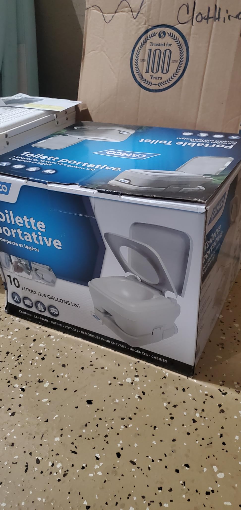 Camco 2.6-Gallon Portable Toilet - Detachable Holding Tank, Sealing Slide Valve, Bellow-Type Flush, Compact Lightweight Design customer photo 1