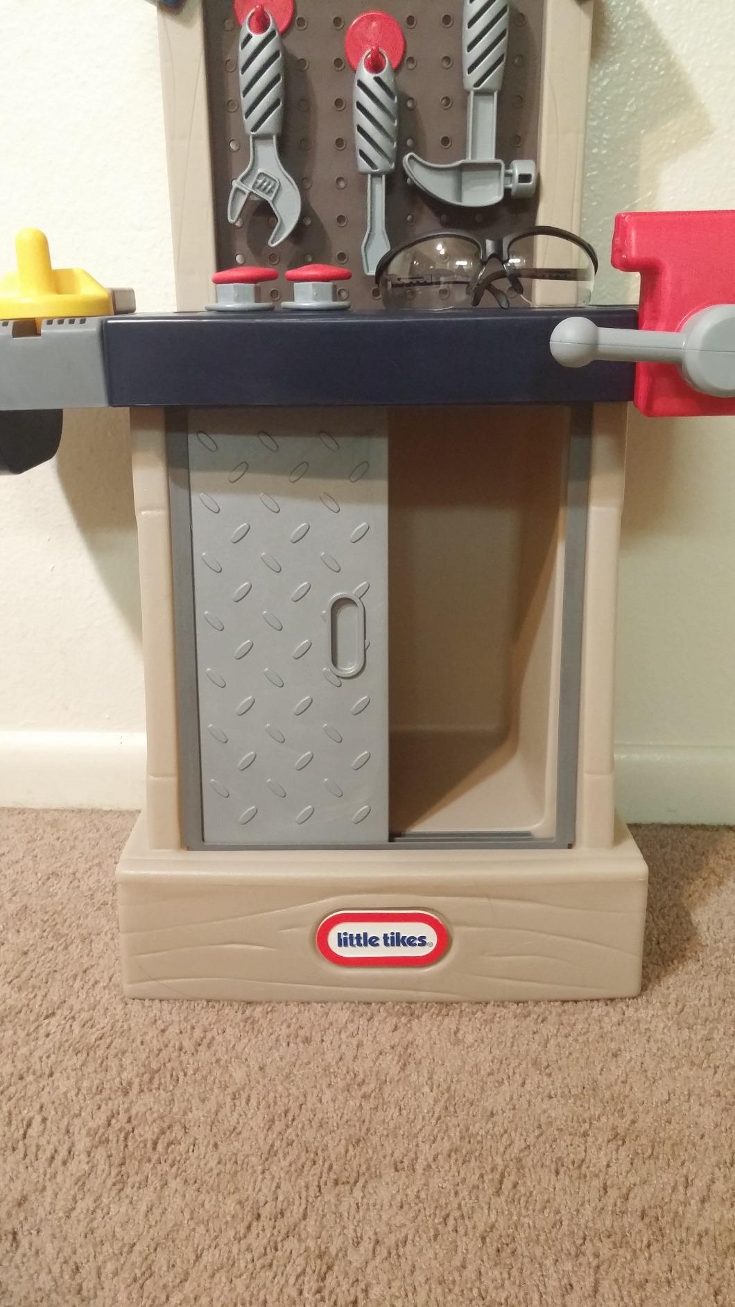 Little Tikes Tough Workshop Beige customer photo 1