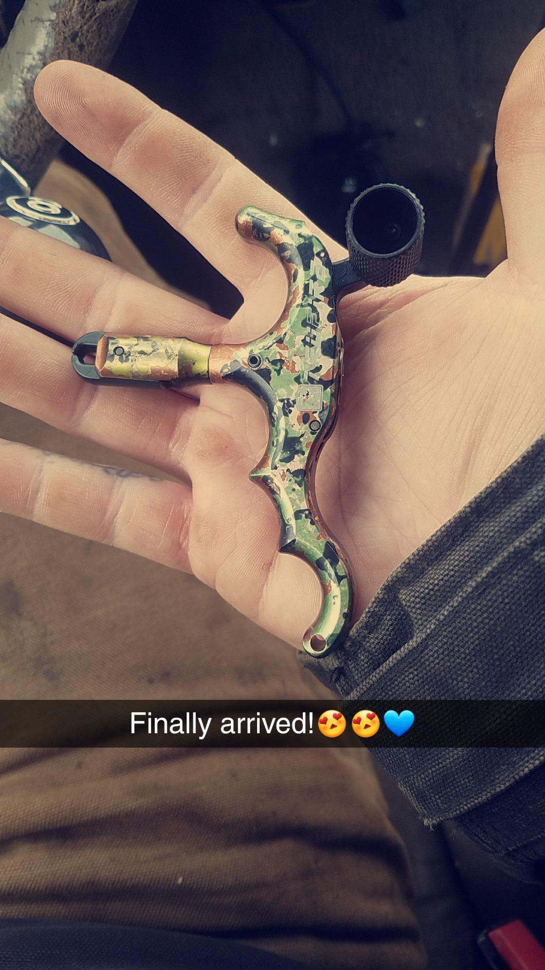 Tru-Fire Edge 4-Finger Aluminum Hand Held Camo Archery Bow Release customer photo 2