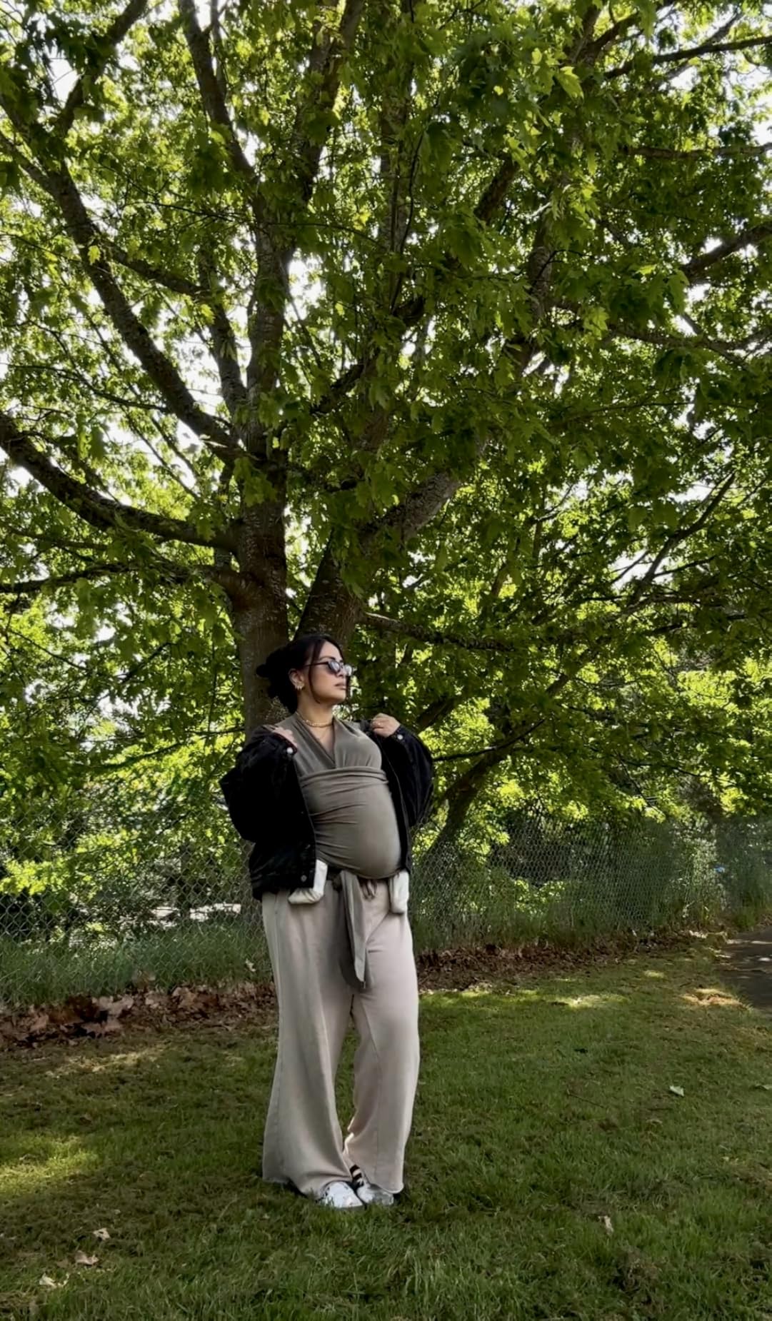 Boba Baby Wrap Carrier - Original Baby Sling Carrier for Newborns (7-35 lbs), Soft, Secure, Hands-Free & Ergonomic, Ideal for Comfortable Bonding, New Parents (Grey) customer photo 1