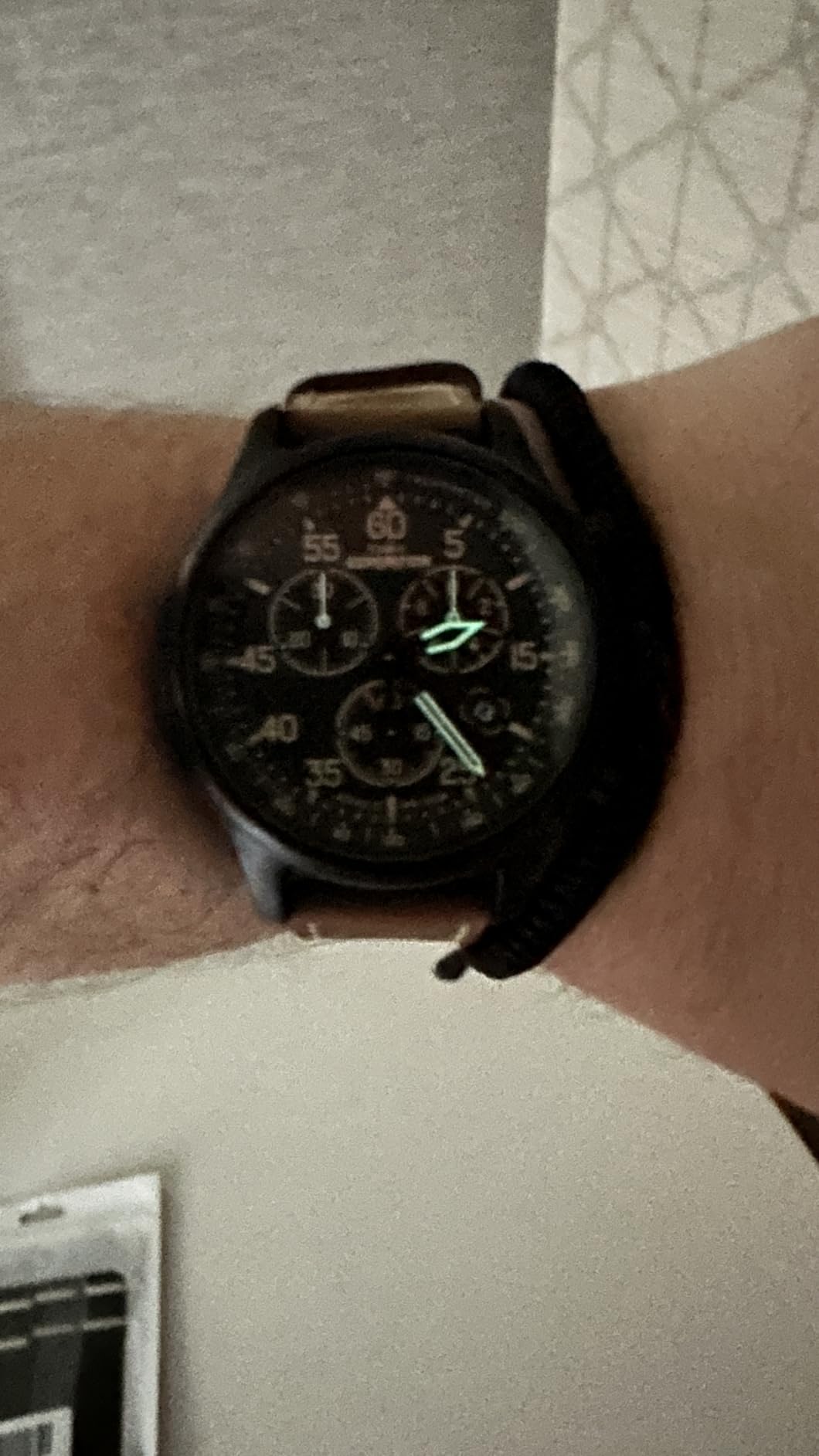 Timex Expedition Field Chronograph 43mm Men's Analog Watch | INDIGLO Backlight | Durable Comfortable Adjustable Strap | Rugged Outdoor Watch | 100M Water Resistance customer photo 2