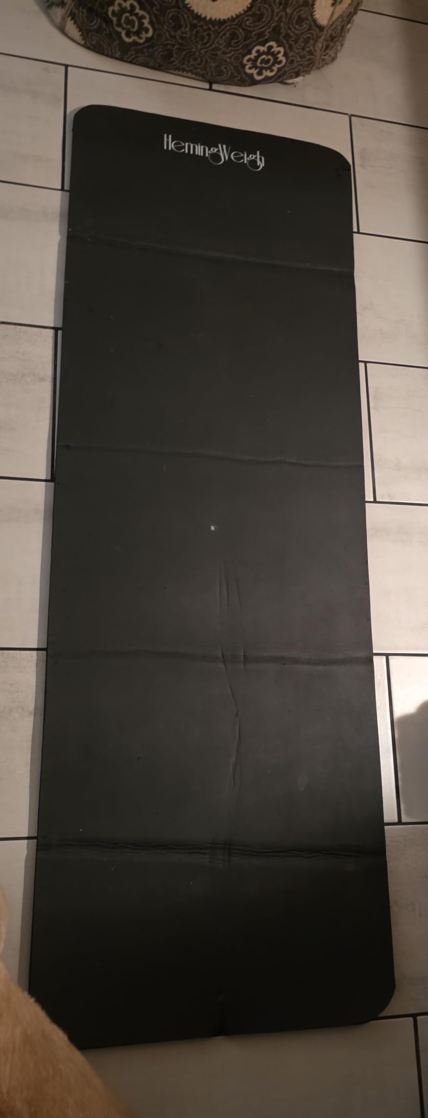 HemingWeigh 1 Inch Extra Thick Non Slip Yoga Mat - Exercise Mats for Home Workouts, Black (70L x 23W) customer photo 1