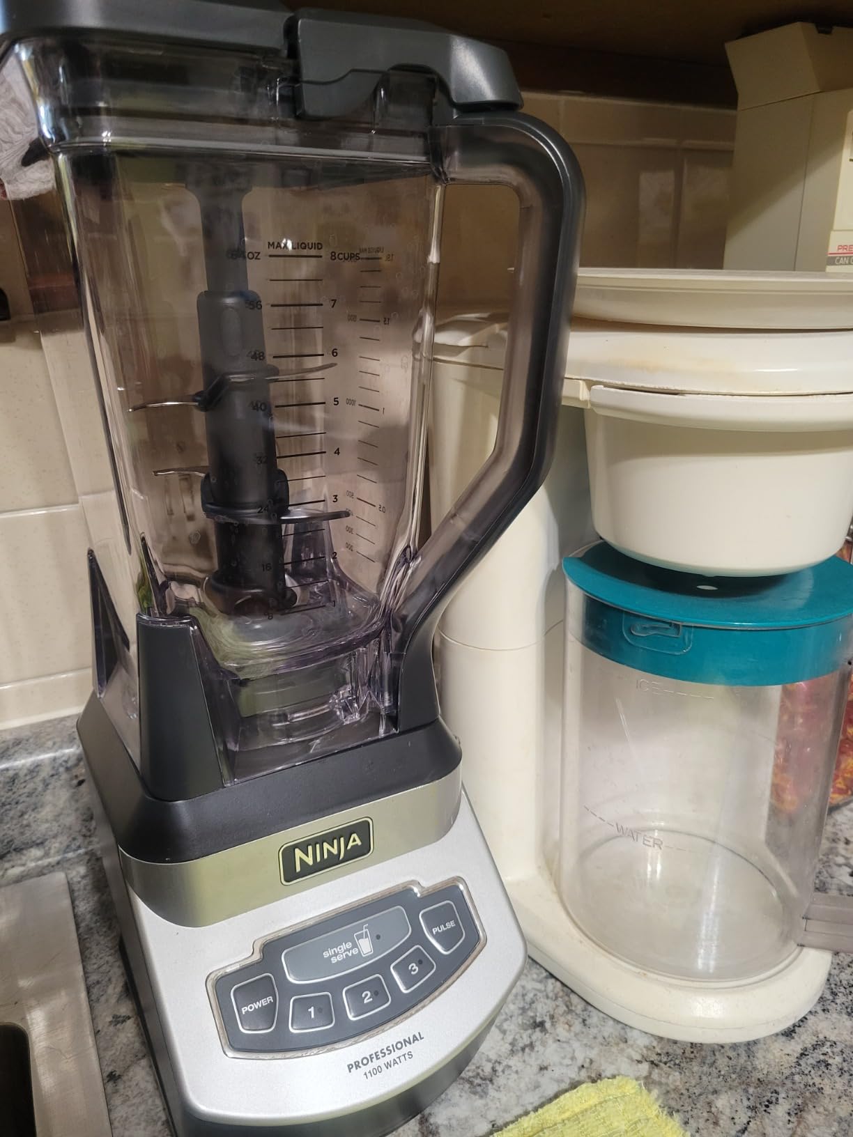 Ninja BL660 Professional Compact Smoothie & Food Processing Blender, 1100-Watts, 3 Functions - for Frozen Drinks, Smoothies, Sauces, & More, 72-oz.* Pitcher, (2) 16-oz. To-Go Cups & Spout Lids, Gray customer photo 1